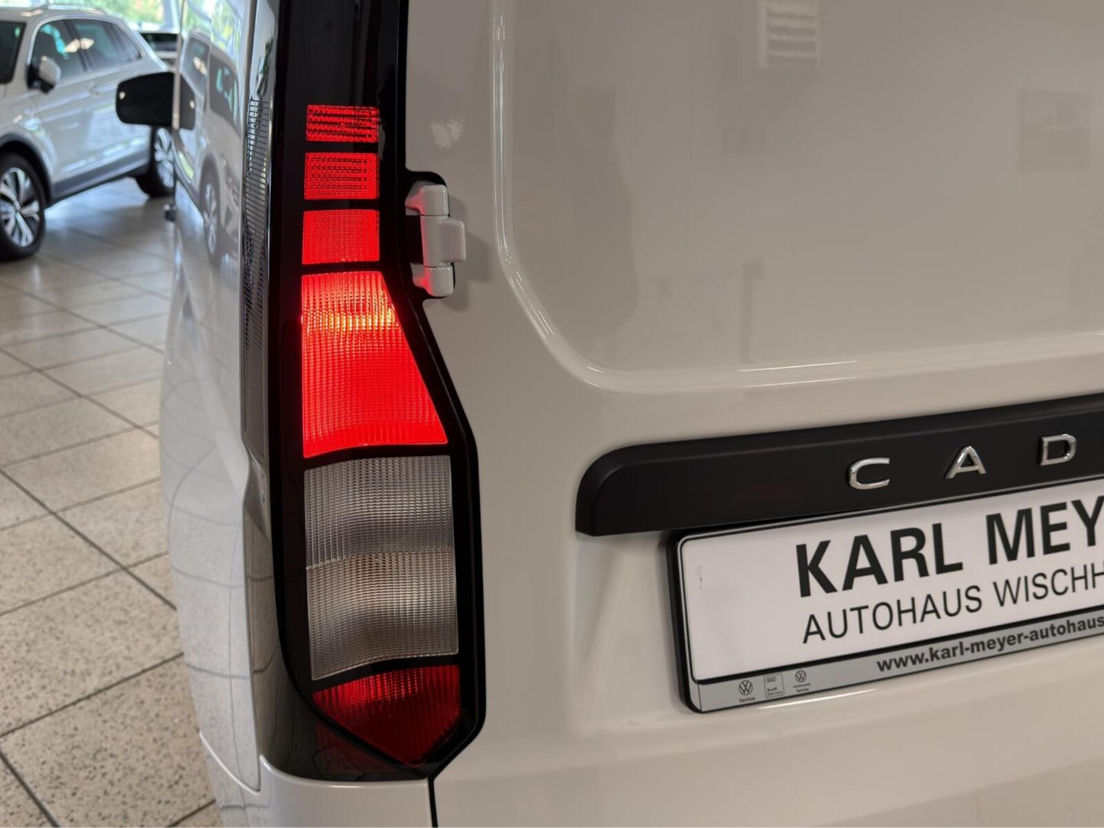 Volkswagen Caddy Maxi Cargo – Bild 4