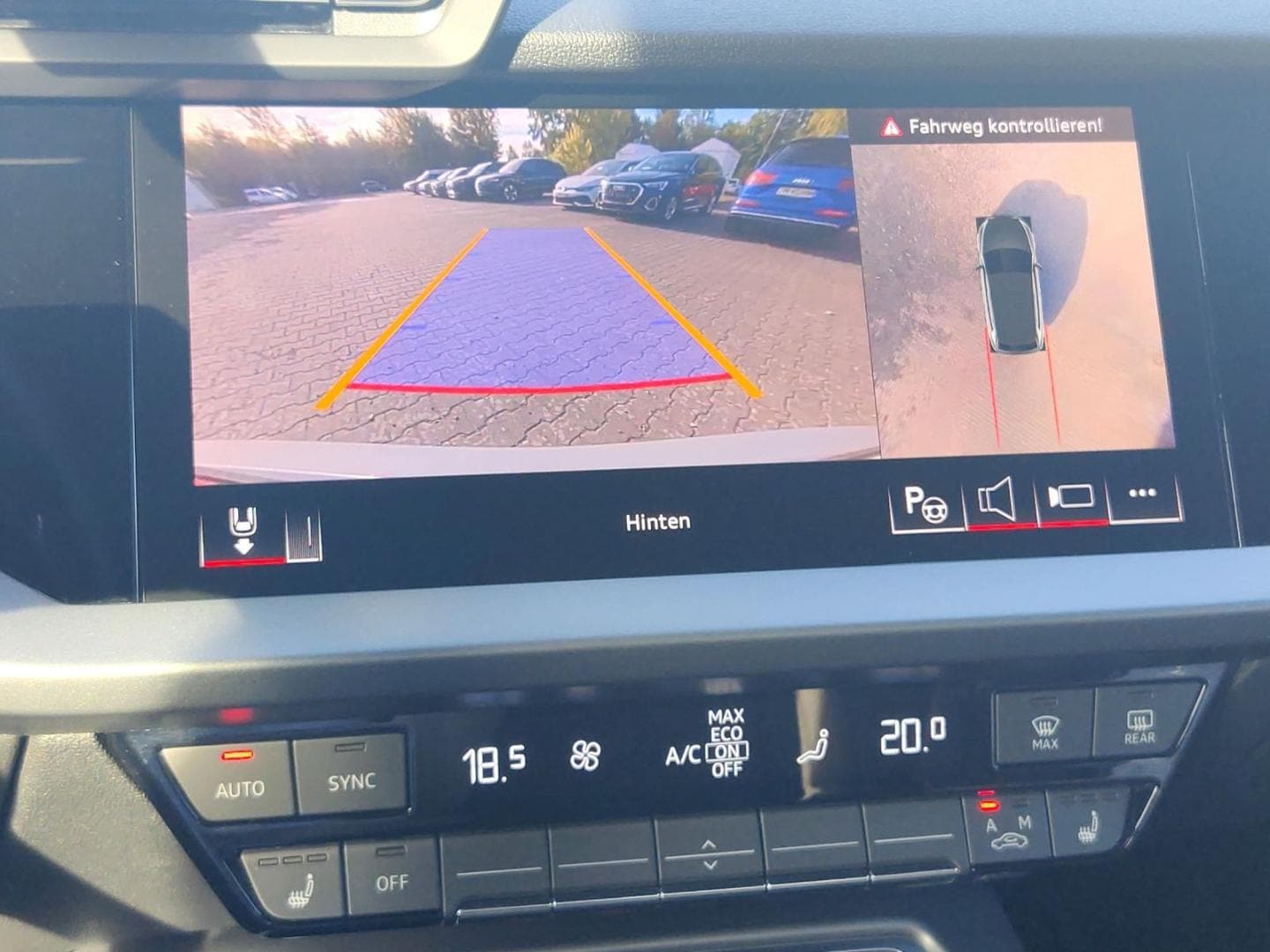 Bild über Audi A3 Sportback TDI Schaltgetriebe - für weitere Informationen kontaktieren Sie den Audi Partner