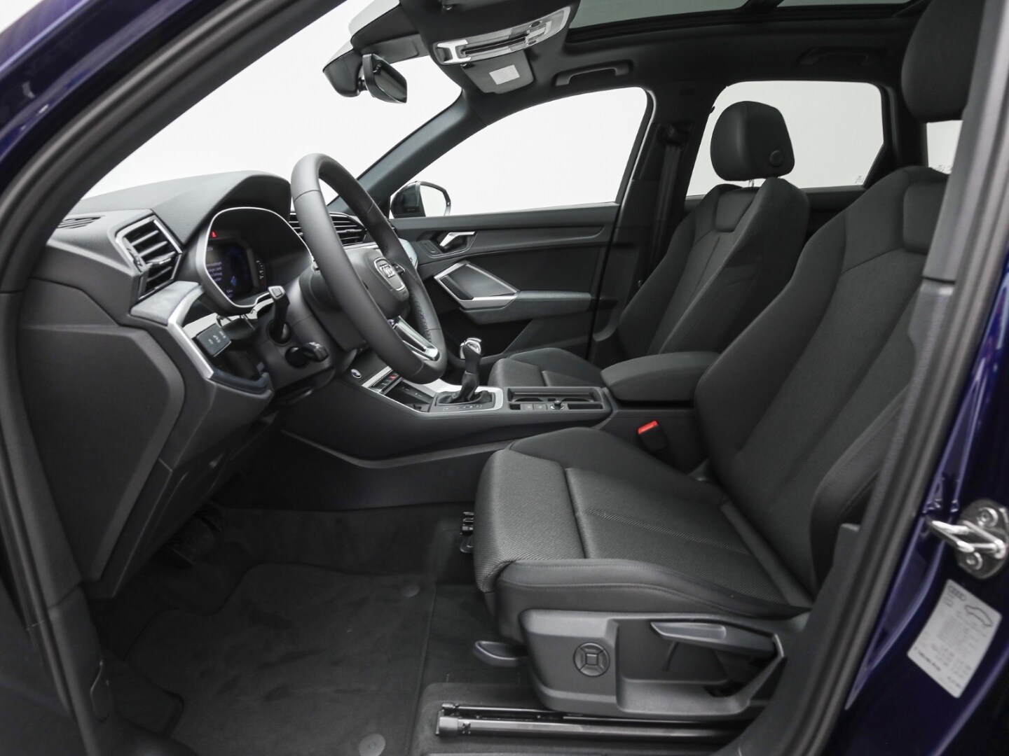 Bild über Audi Q3 S line 35 TFSI S tronic - für weitere Informationen kontaktieren Sie den Audi Partner