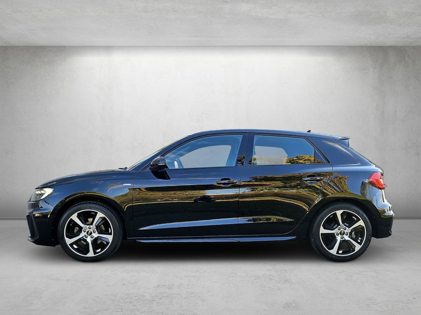 Bild über Audi A1 Sportback S line 30 TFSI S tronic - für weitere Informationen kontaktieren Sie den Audi Partner