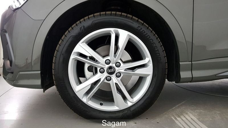 Image about Audi Q3 S line edition 35 TDI 110 kW (150 CV) S tronic