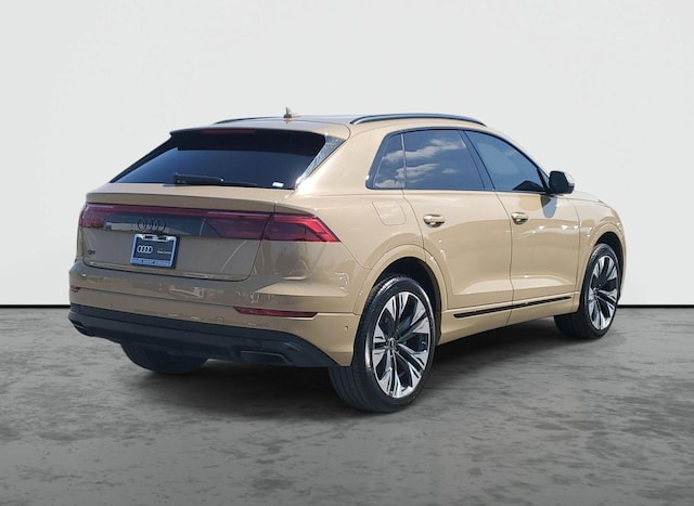 2025 Audi Q8