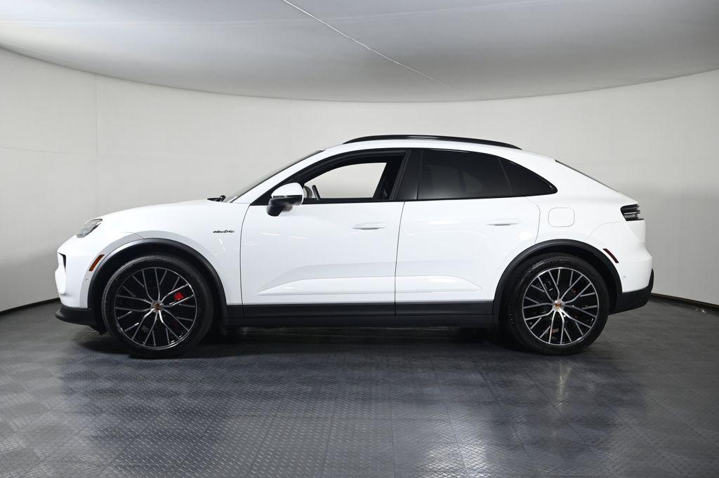 Used 2025 Porsche Macan S with VIN WP1AB2XA3SL153624 for sale in Coral Gables, FL