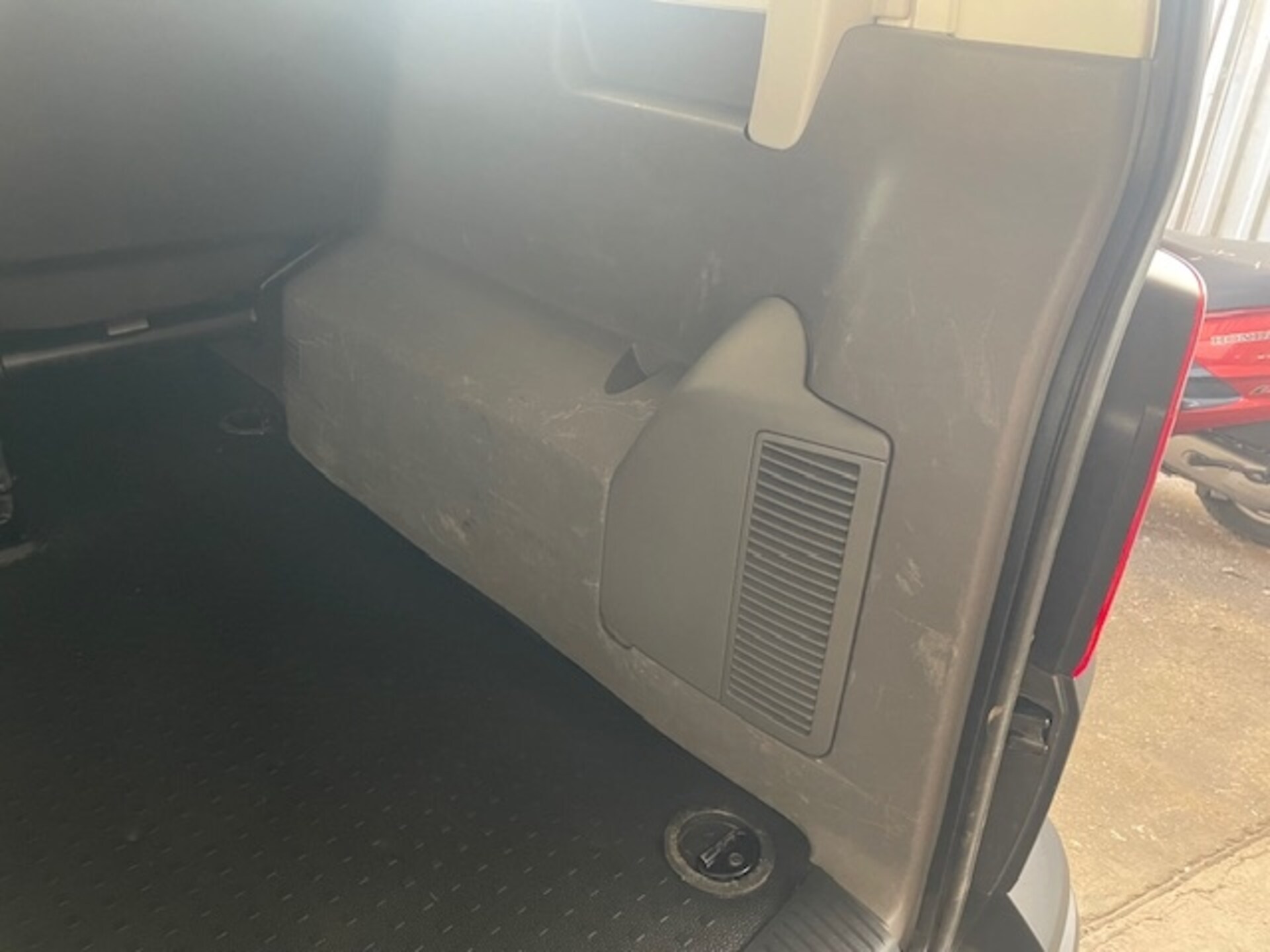 Volkswagen T6.1 Transporter Kombi langer Radstand