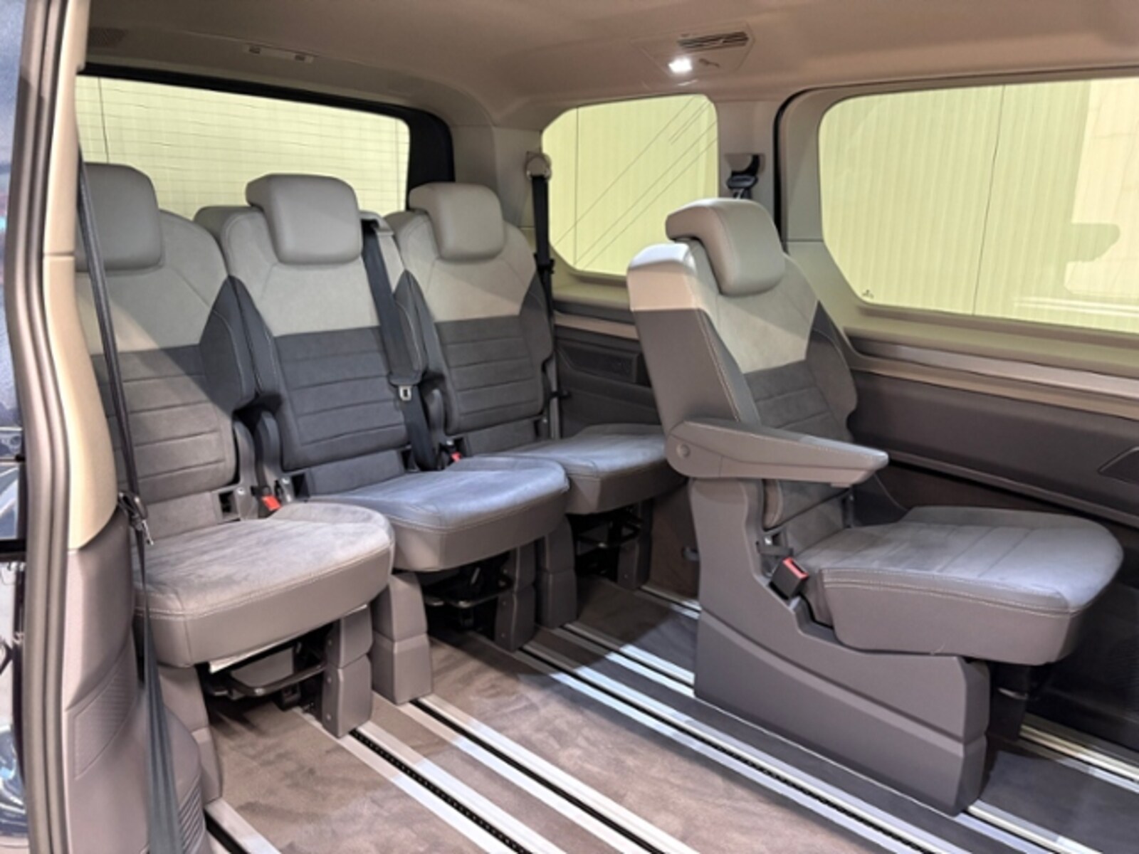 Volkswagen Multivan – Bild 26