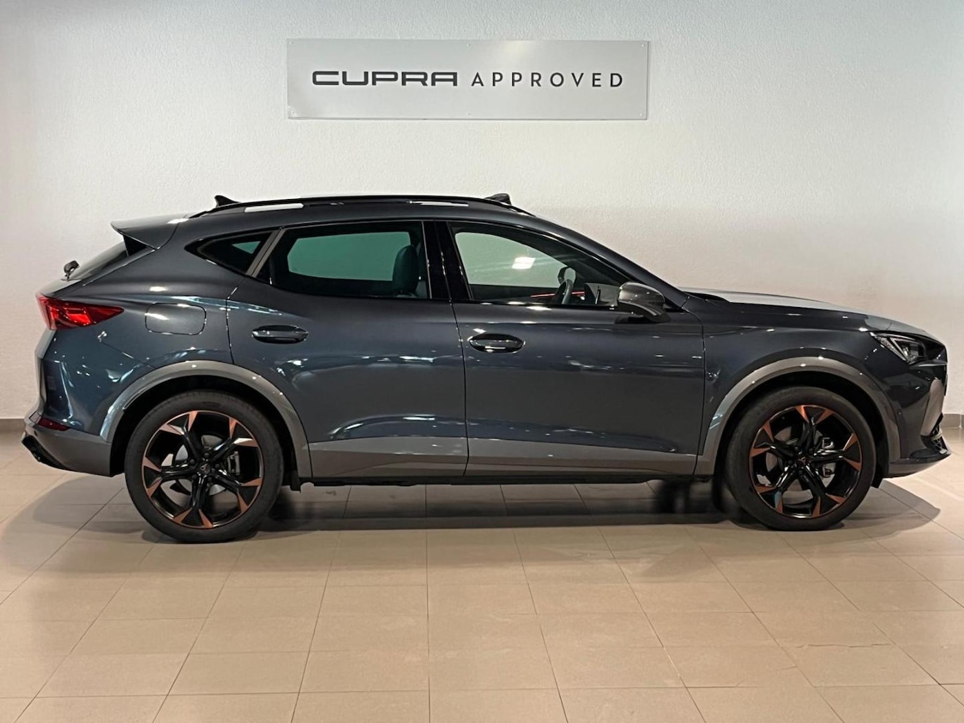 CUPRA Formentor 1.4 e-Hybrid VZ DSG 180 kW (245 CV) — photo 3