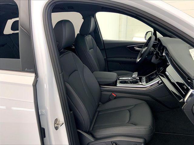 2025 Audi Q7 Premium Plus - Photo 9