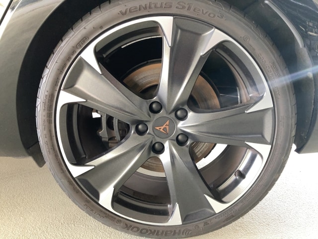 Bild des Autos 12