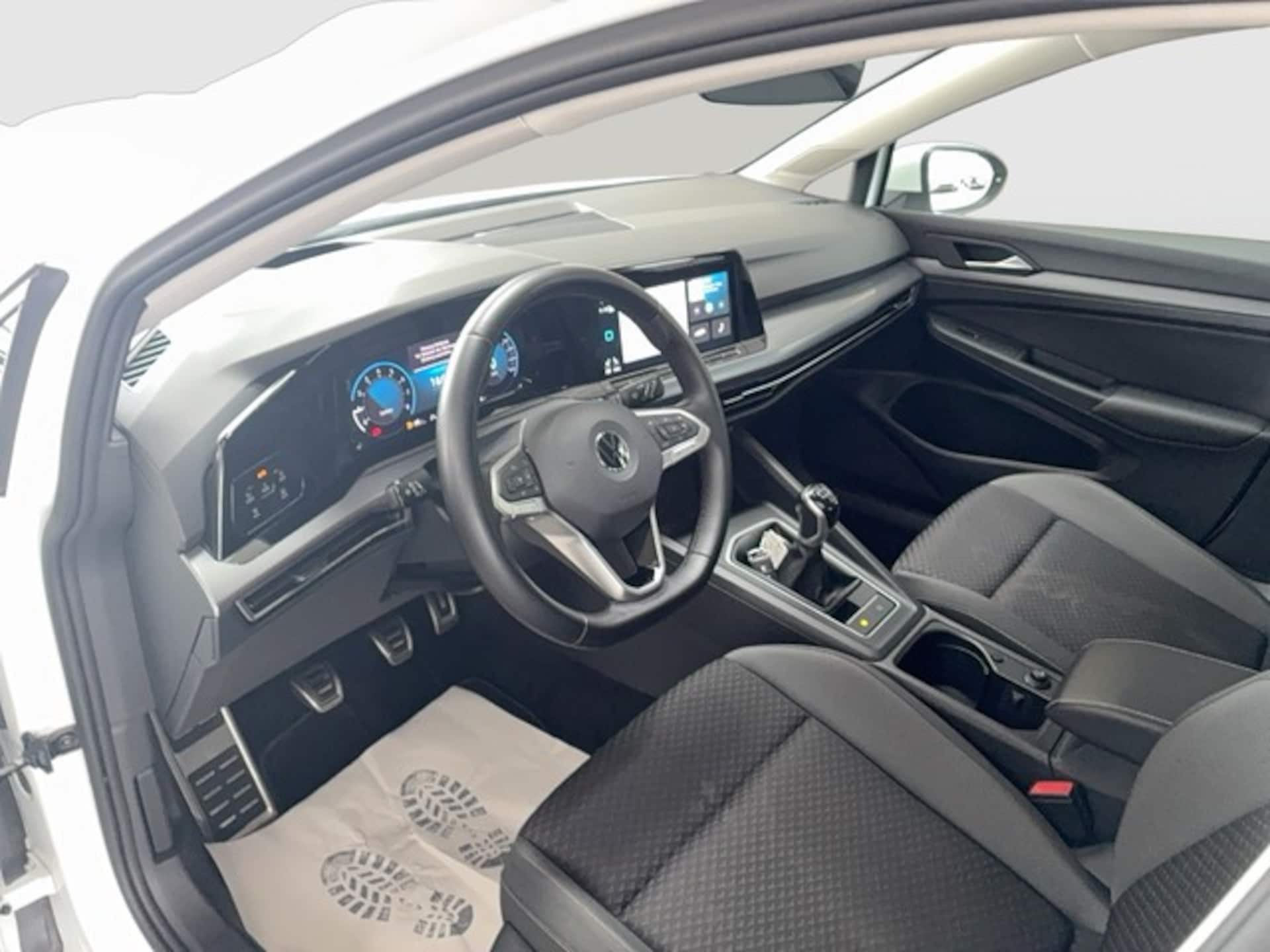 Volkswagen Golf Active