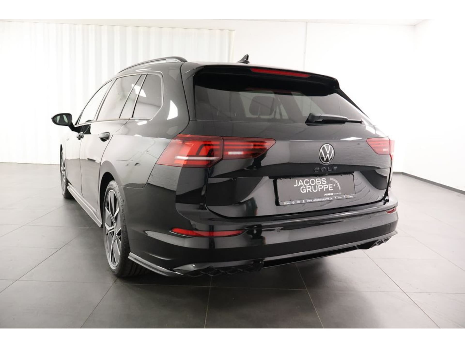 Volkswagen Golf Variant R-Line