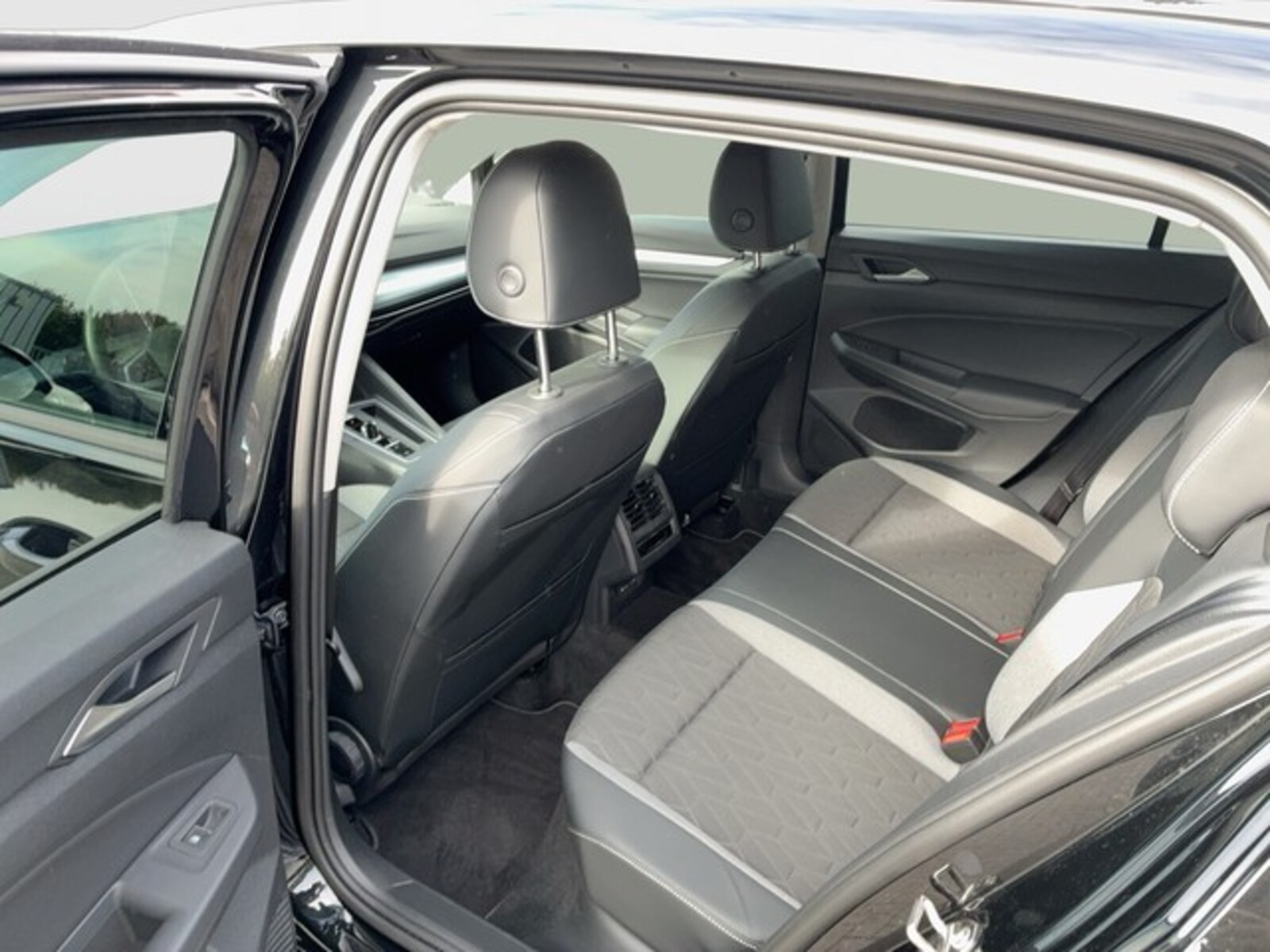 Volkswagen Golf – Bild 11