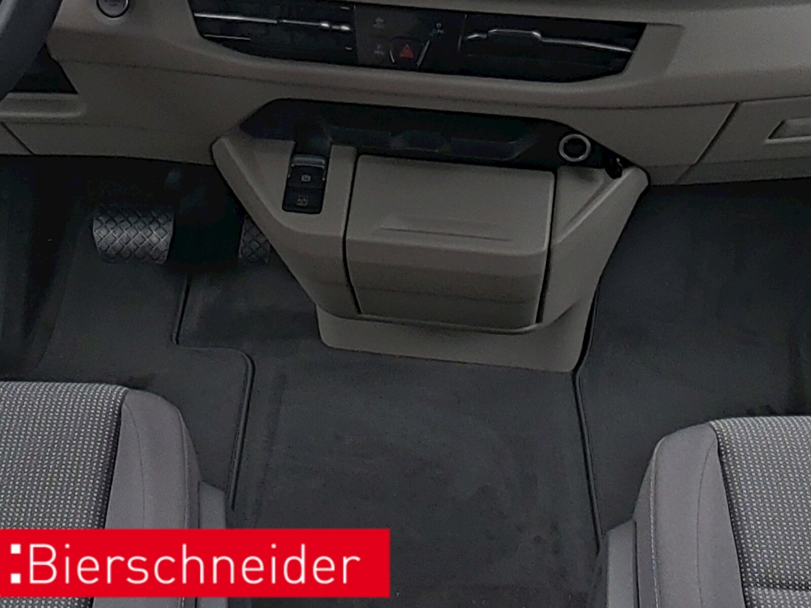 Volkswagen Multivan – Bild 13
