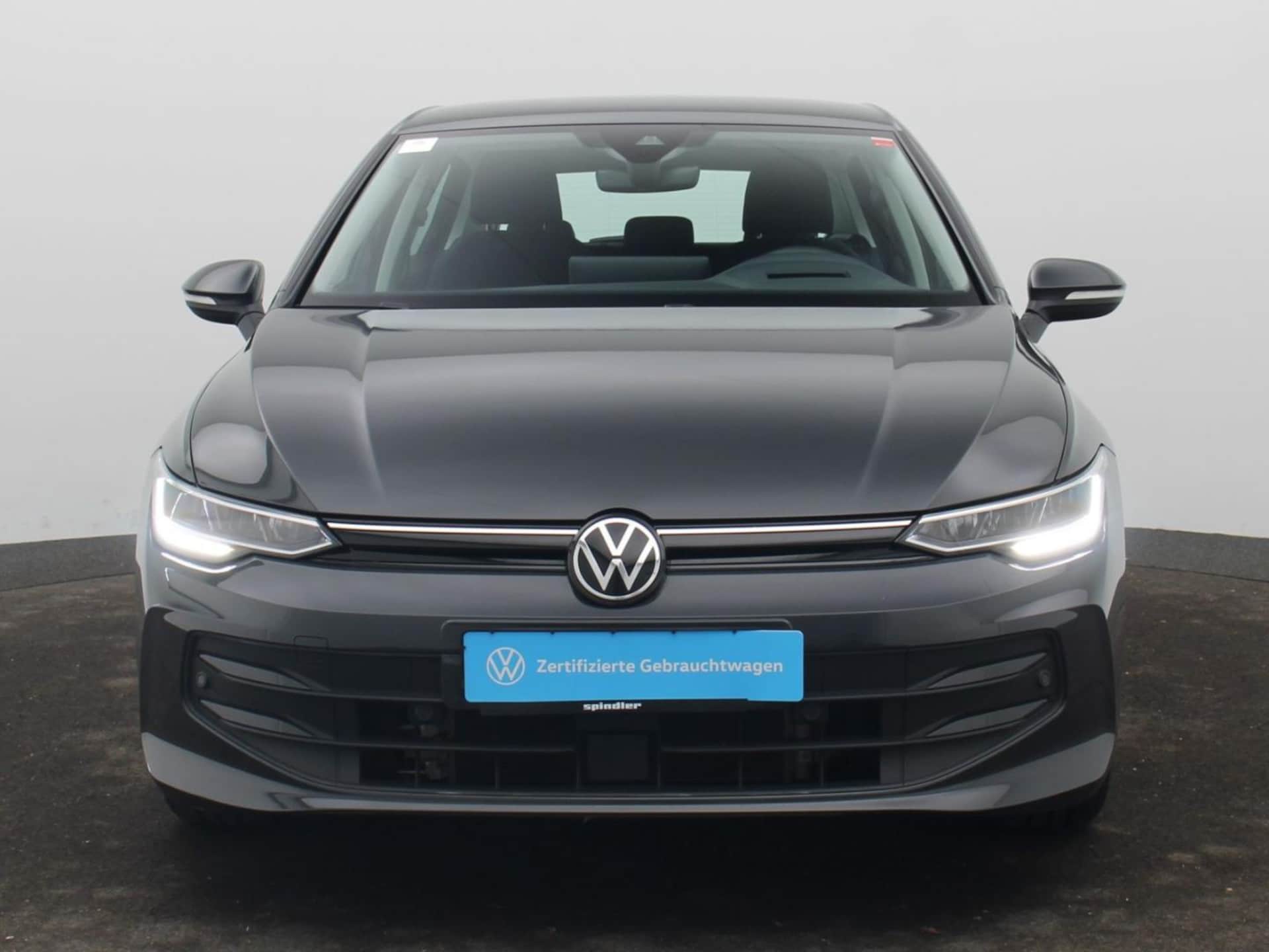 Volkswagen Golf Life