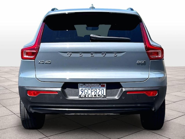 2023 Volvo XC40