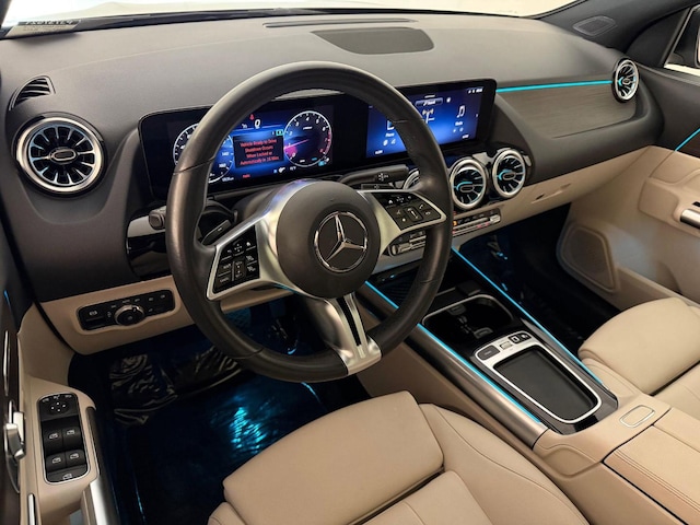 2025 Mercedes-Benz GLA 250