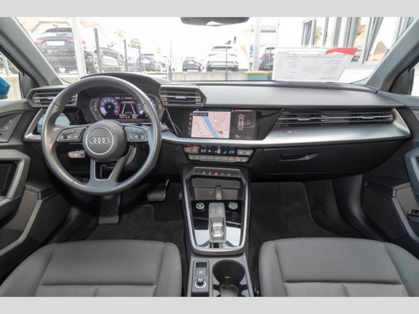 Bild über Audi A3 Sportback 30 TFSI S tronic - für weitere Informationen kontaktieren Sie den Audi Partner