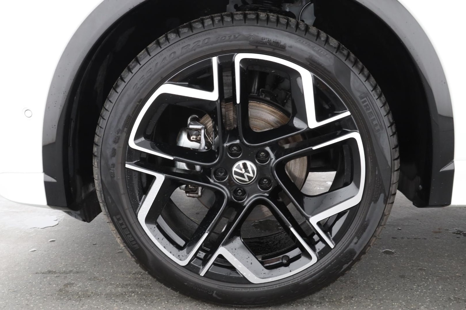 Volkswagen Tiguan – Bild 8