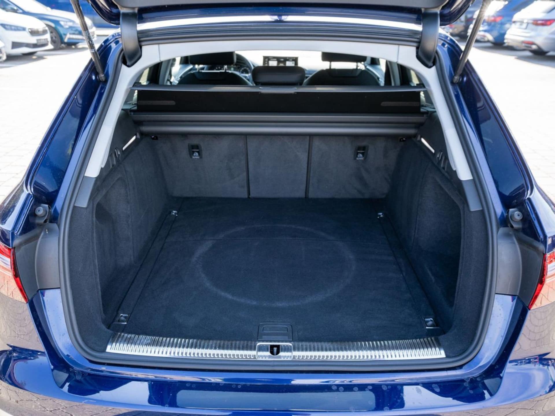 Audi A4 Avant S line