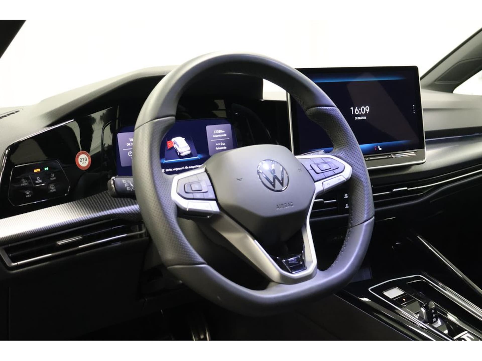 Volkswagen Golf Variant R-Line