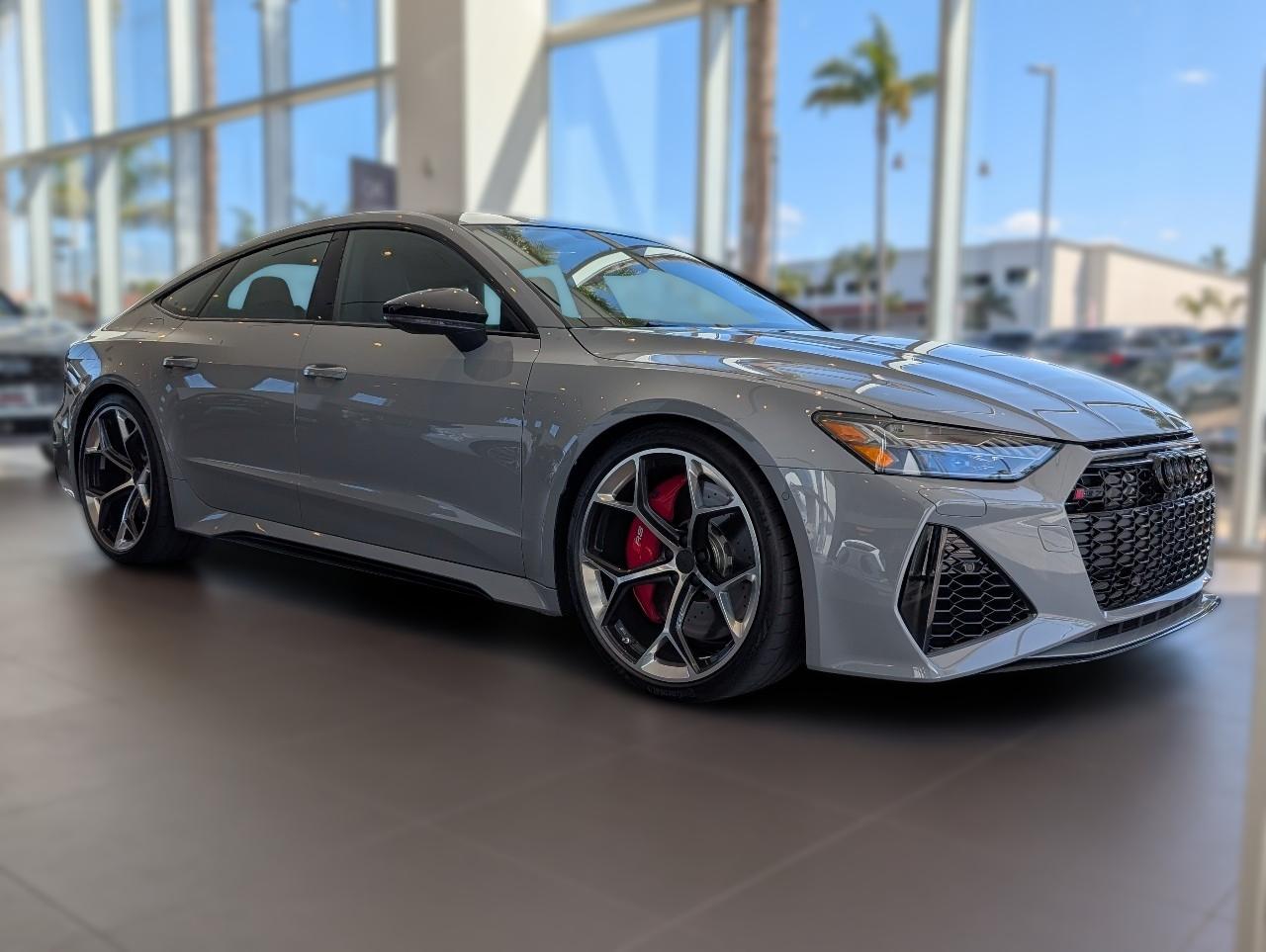 2026 Audi RS7 Performance's photo