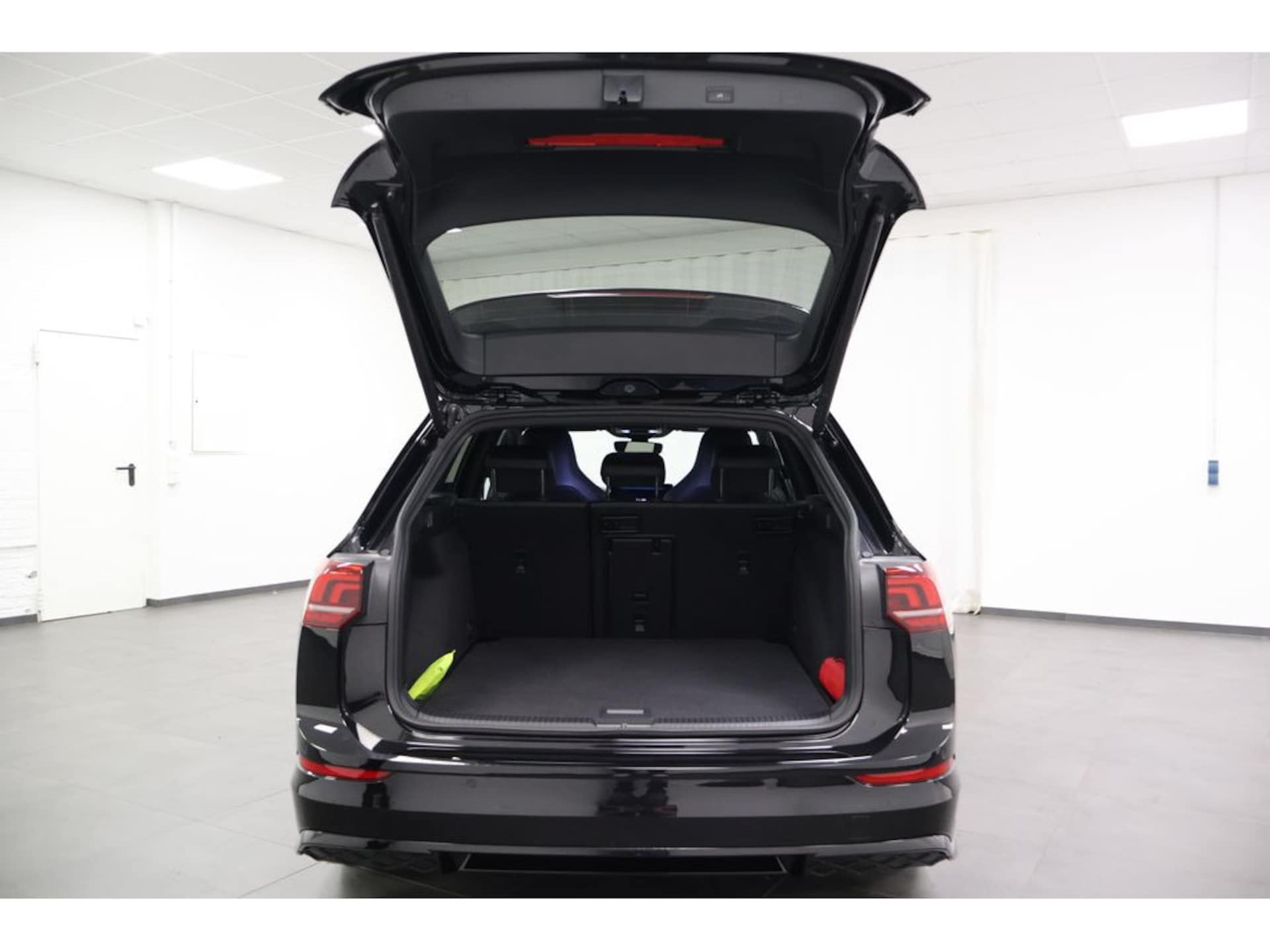 Volkswagen Golf Variant R-Line