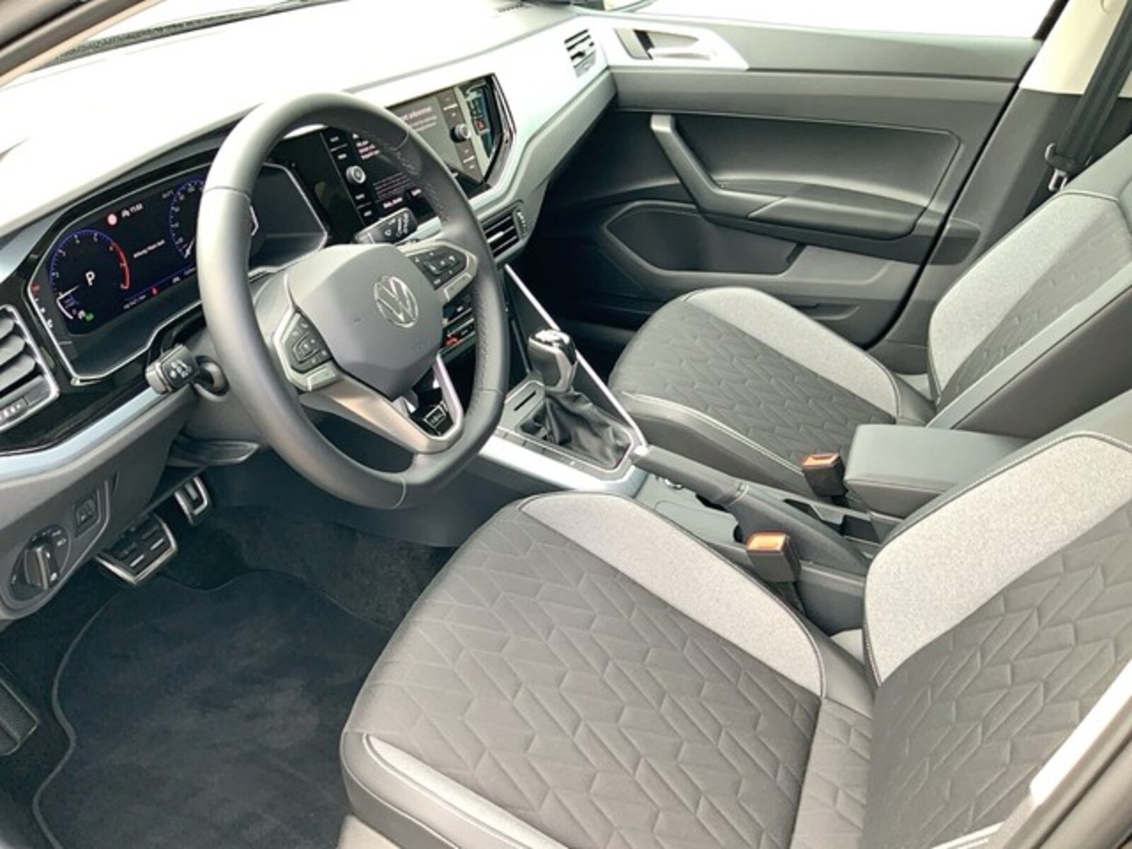 Volkswagen Polo – Bild 8