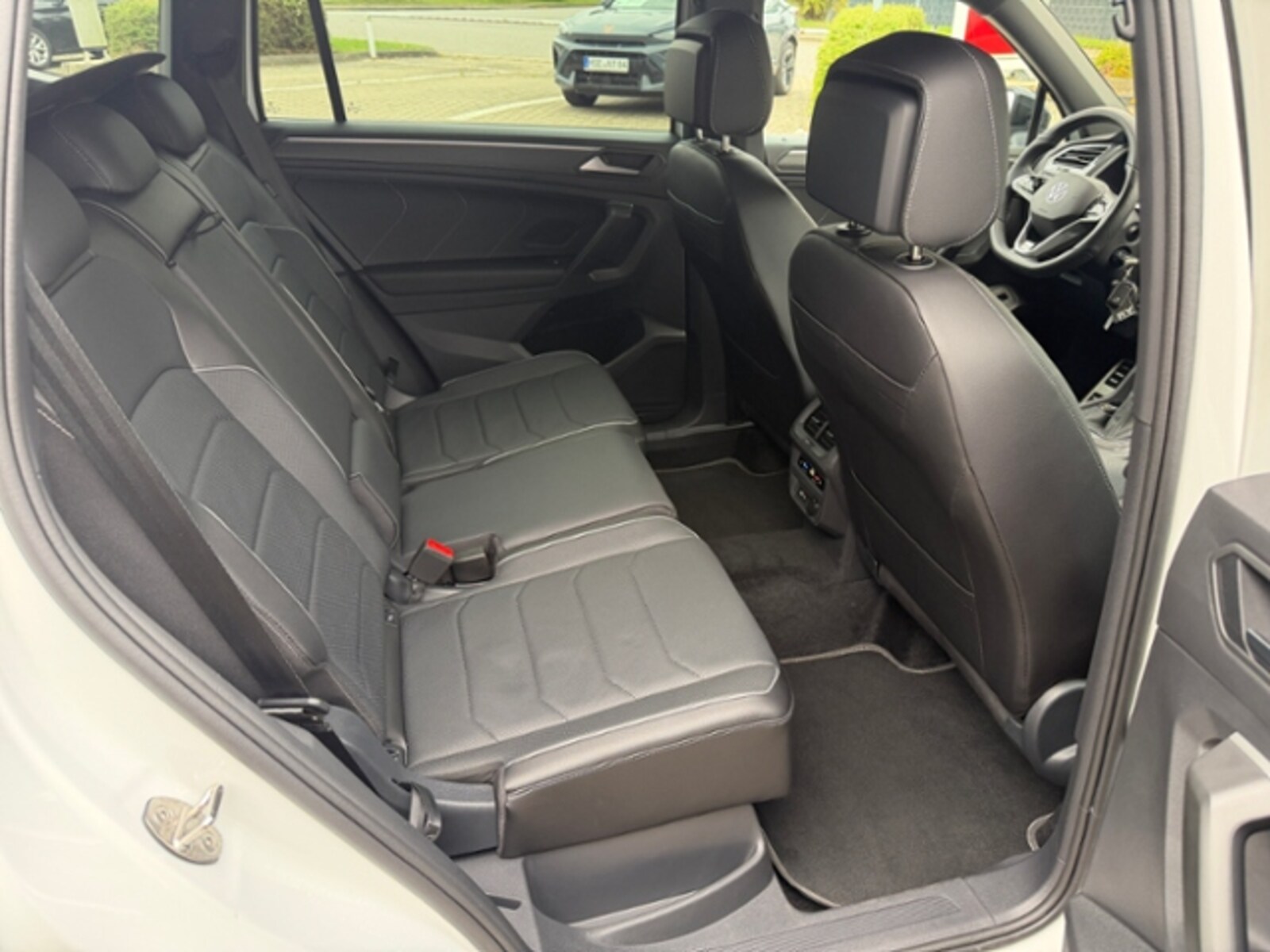 Volkswagen Tiguan Allspace – Bild 24