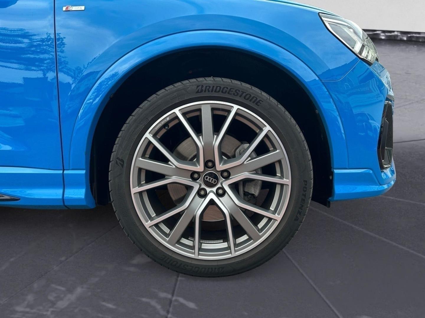 Bild über Audi Q3 S line 45 TFSI quattro S tronic - für weitere Informationen kontaktieren Sie den Audi Partner