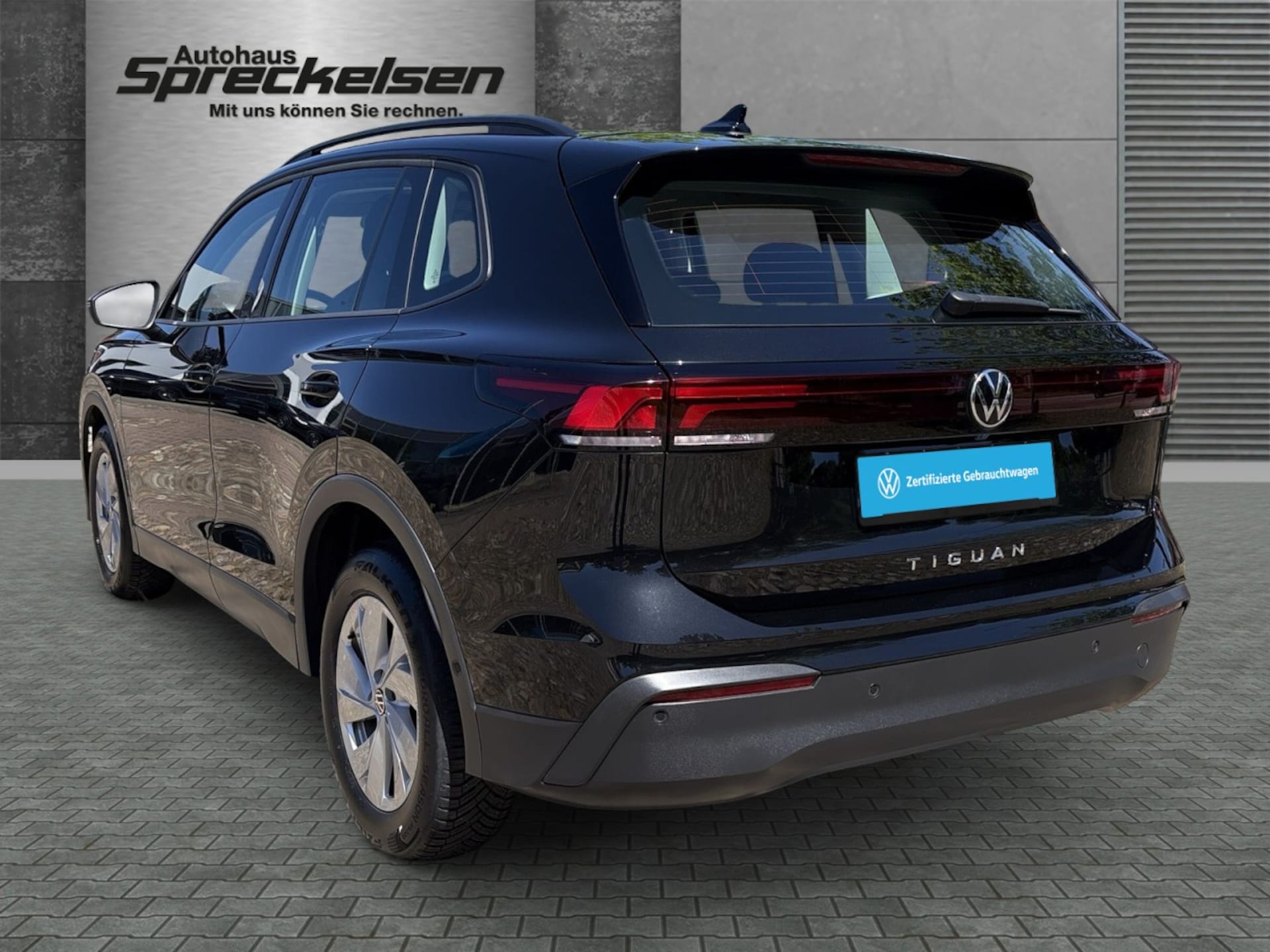 Volkswagen Tiguan Basis-Modell