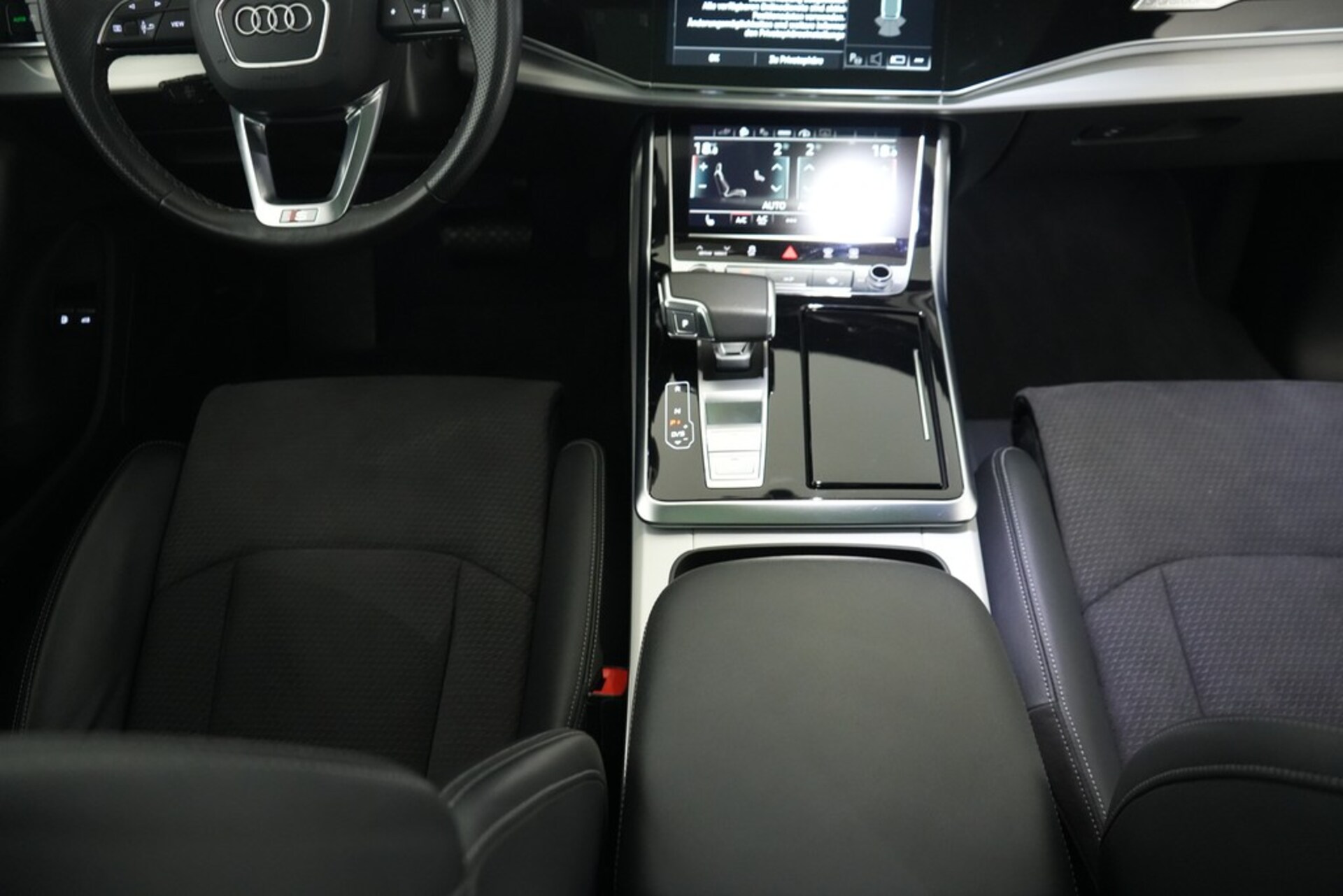 Audi Q7 SUV TFSI e S line