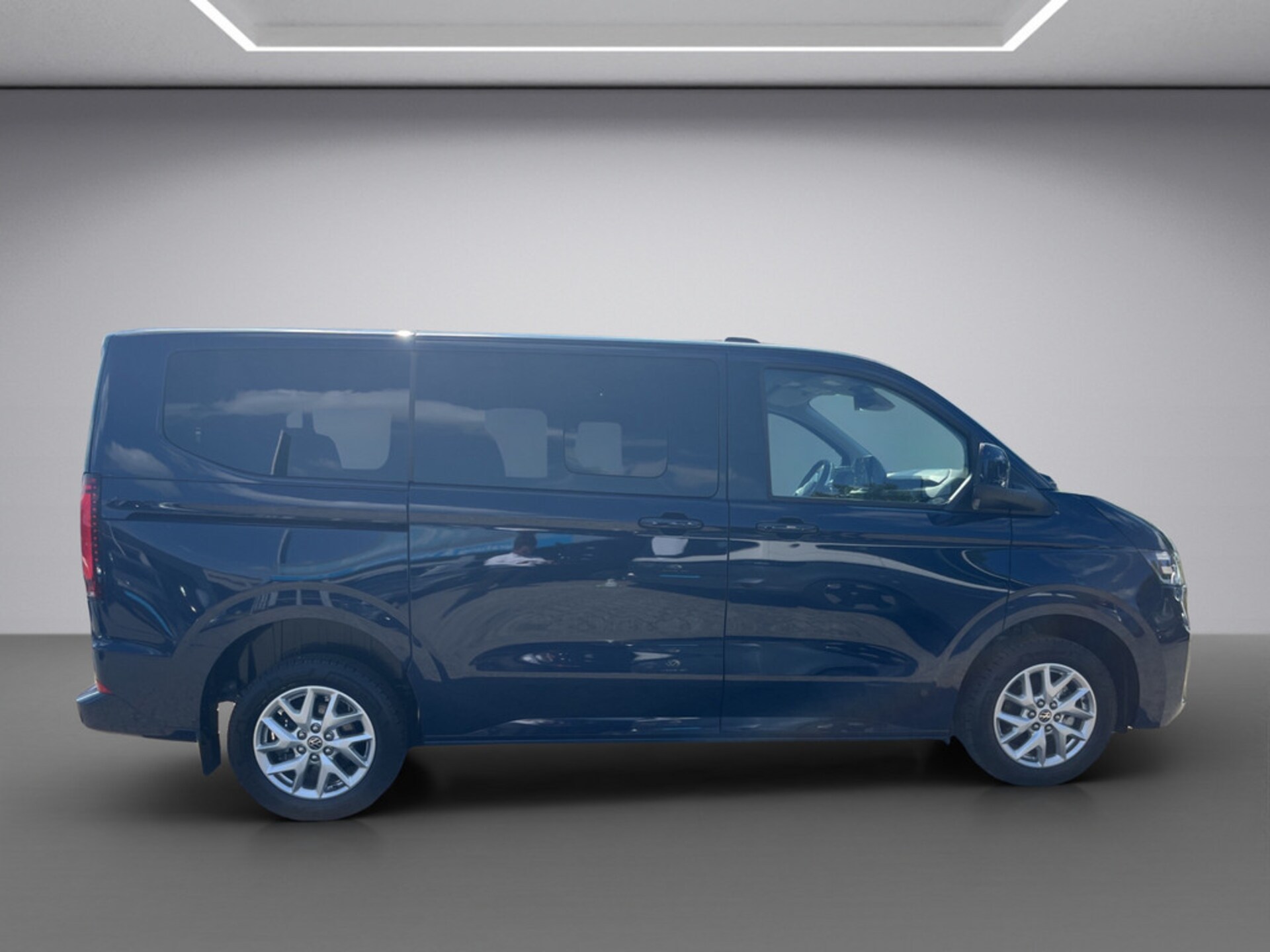 Volkswagen Caravelle Style
