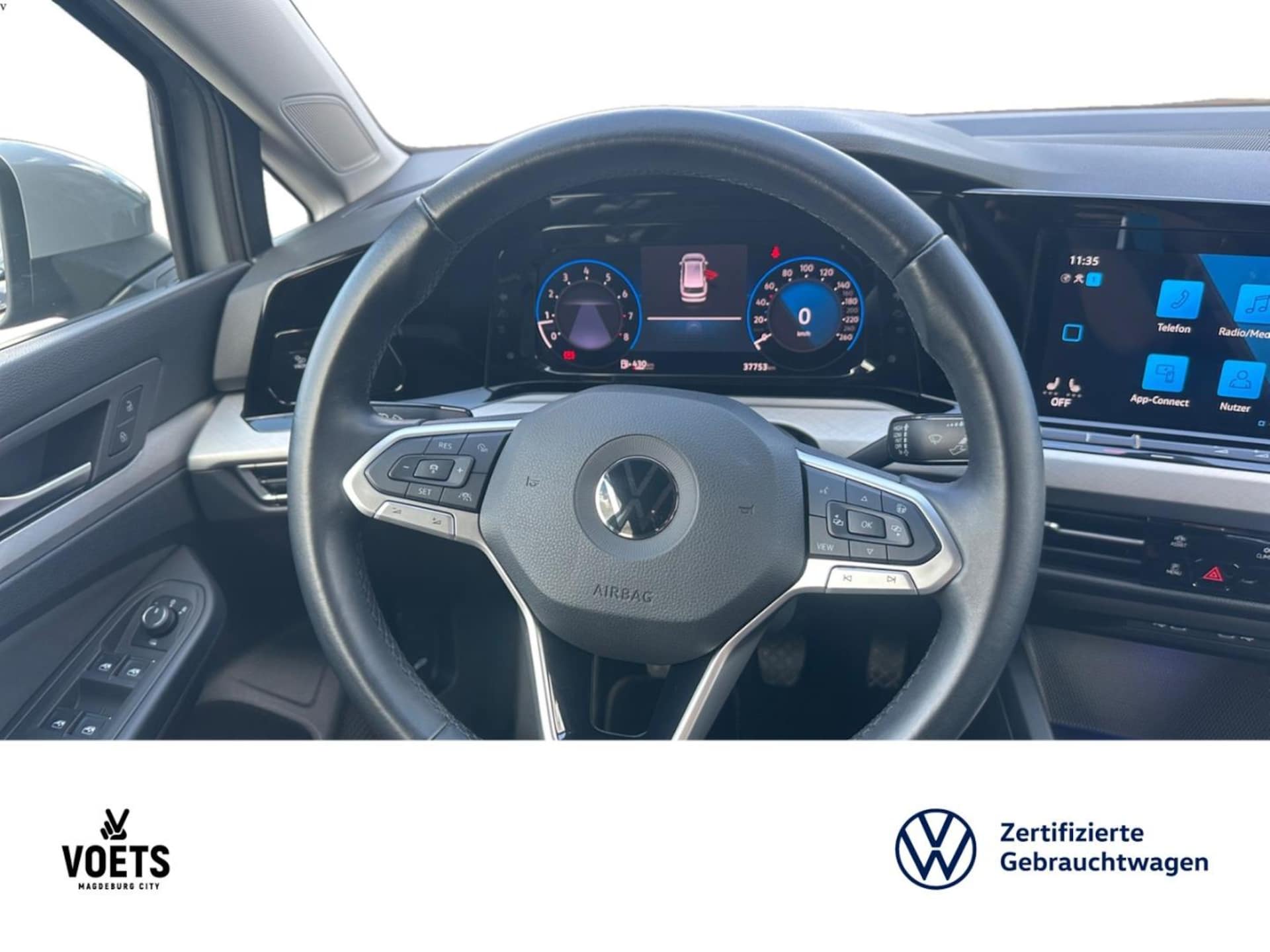 Volkswagen Golf Variant Life
