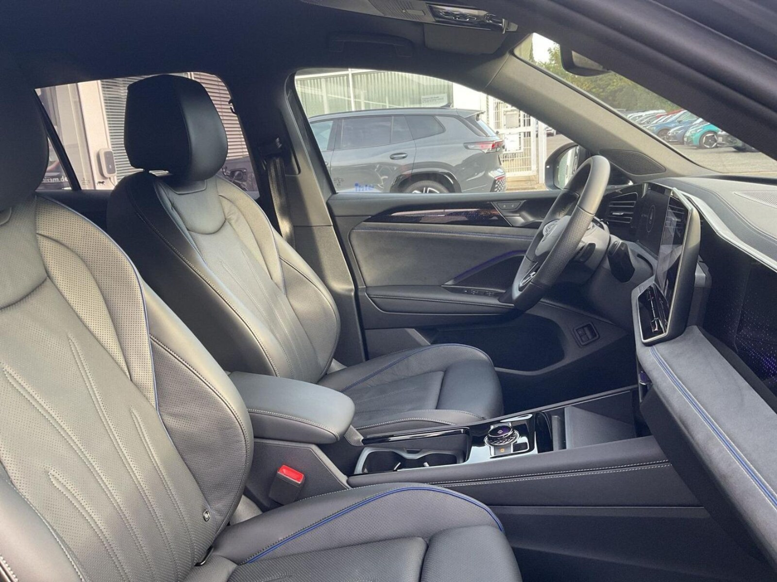 Volkswagen Tiguan – Bild 11