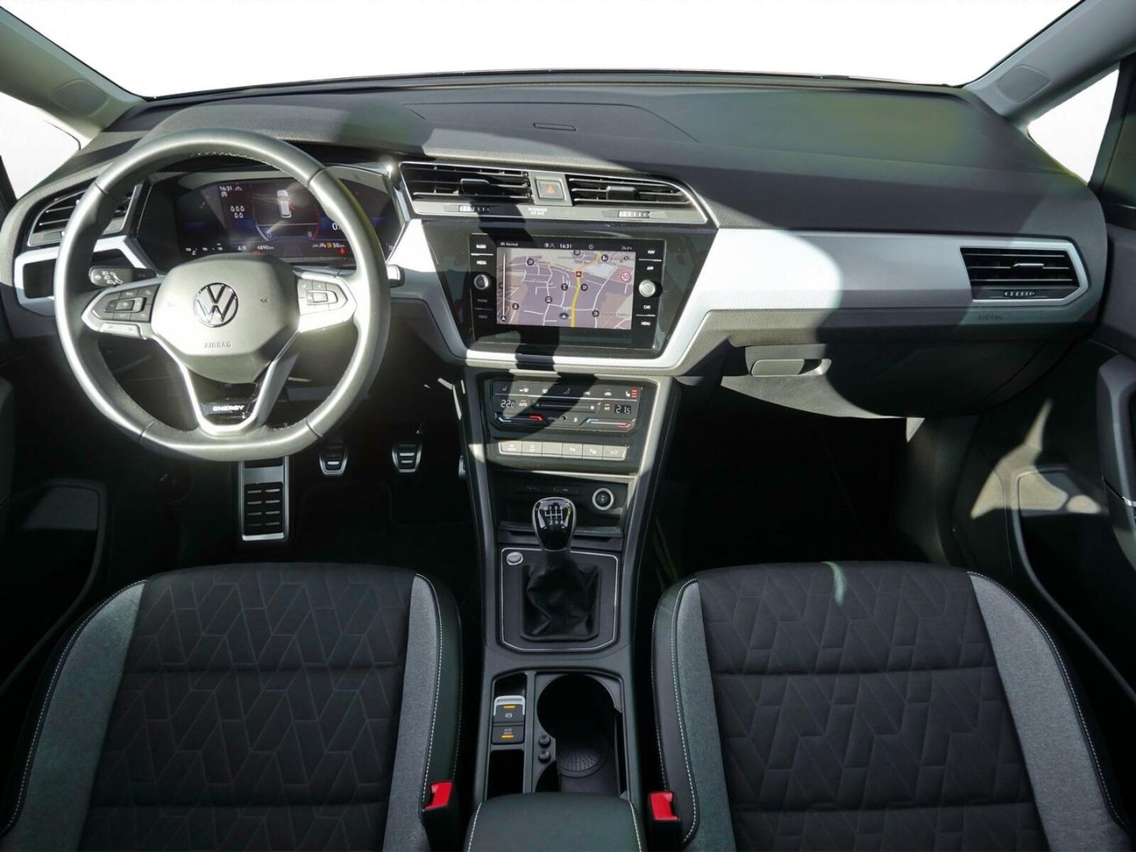 Volkswagen Touran – Bild 7