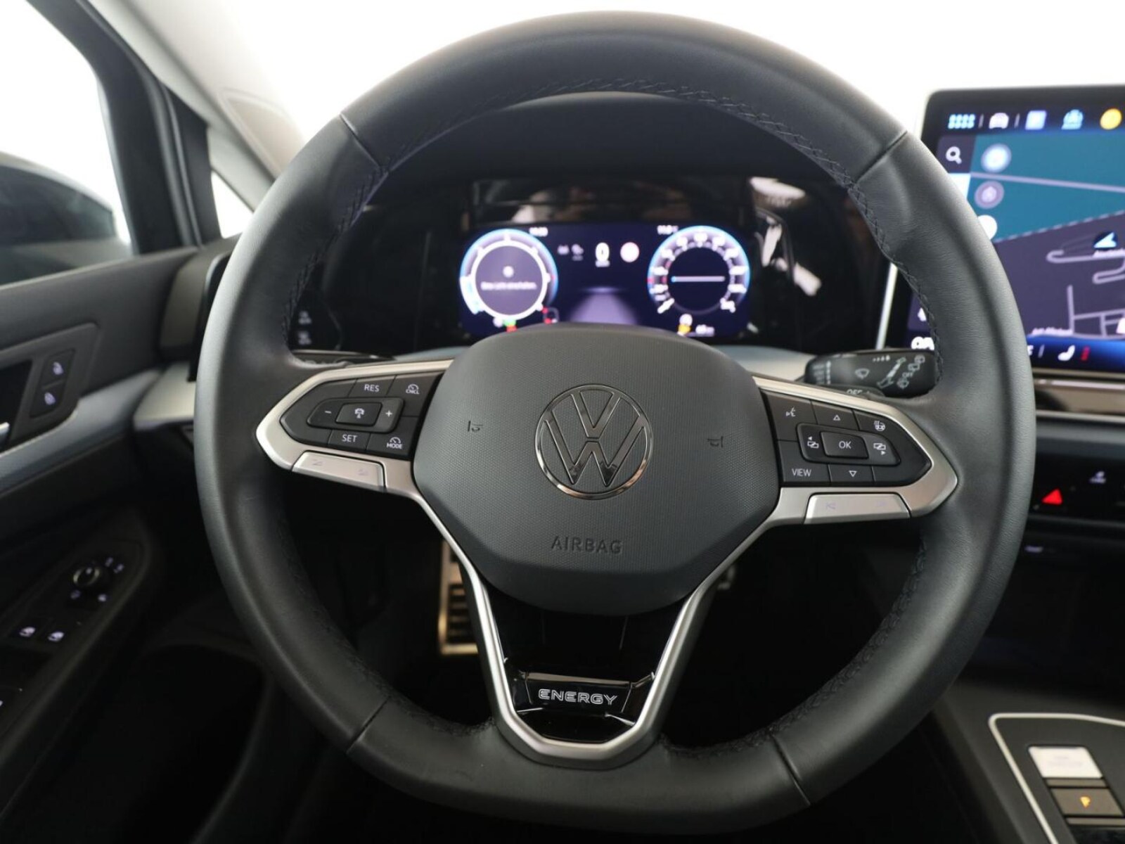 Volkswagen Golf Variant – Bild 13
