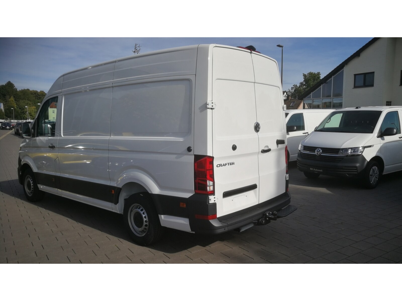 Volkswagen Crafter Kasten mittlerer Radstand – Bild 4