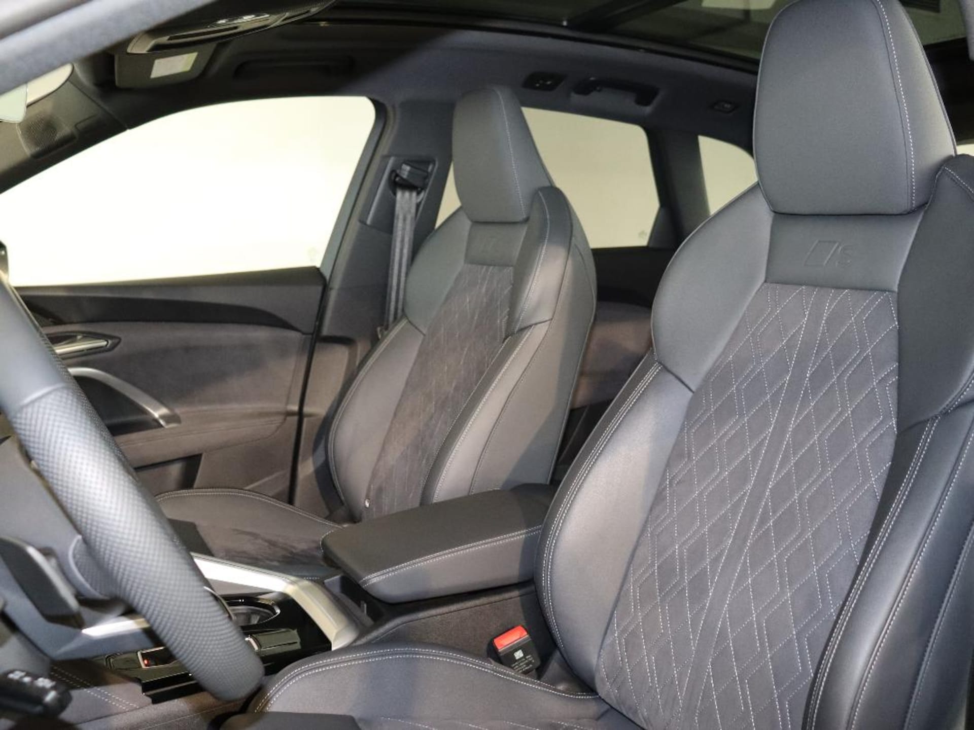 Audi SQ5 SUV edition one