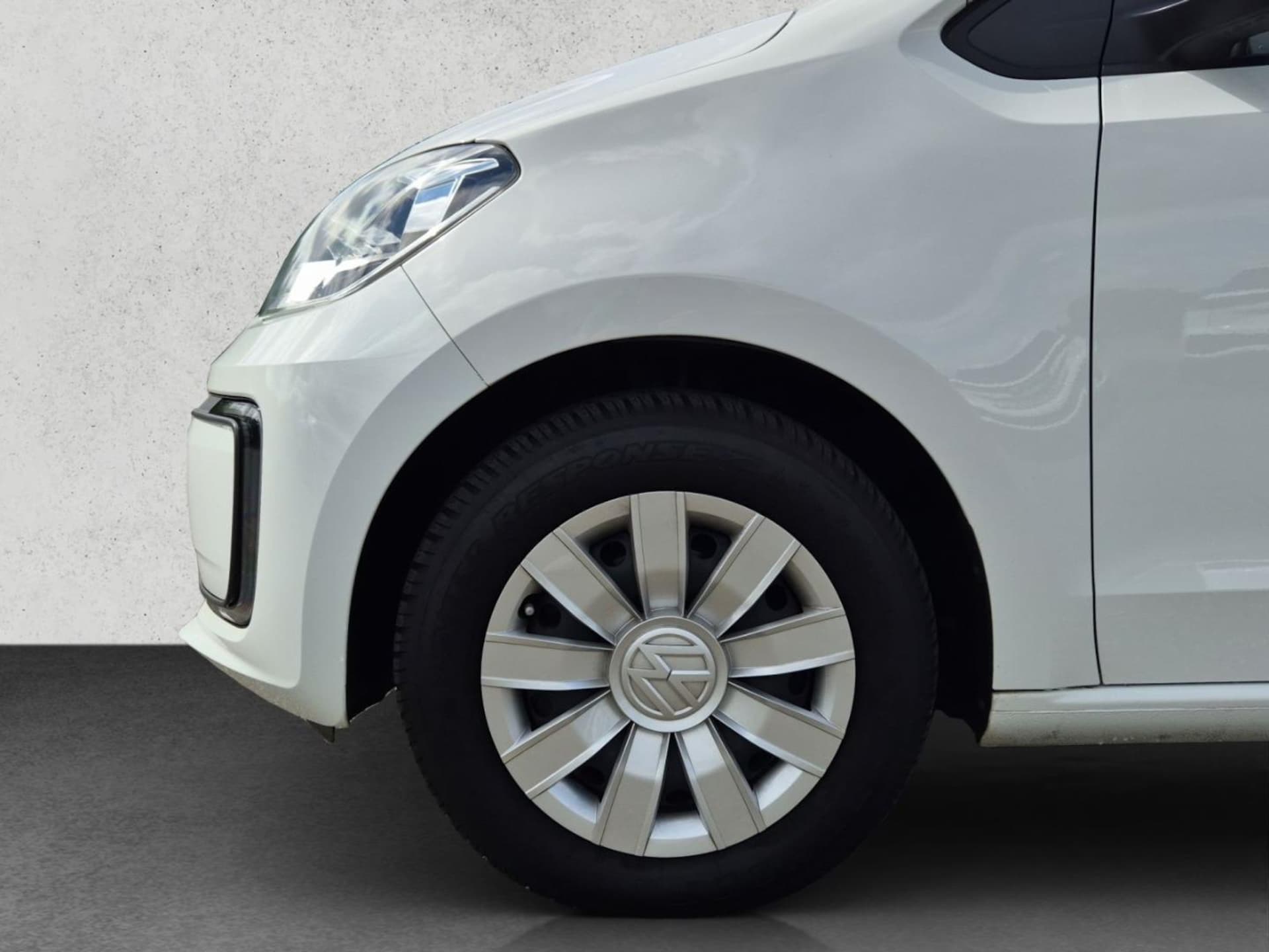 Volkswagen e-up!