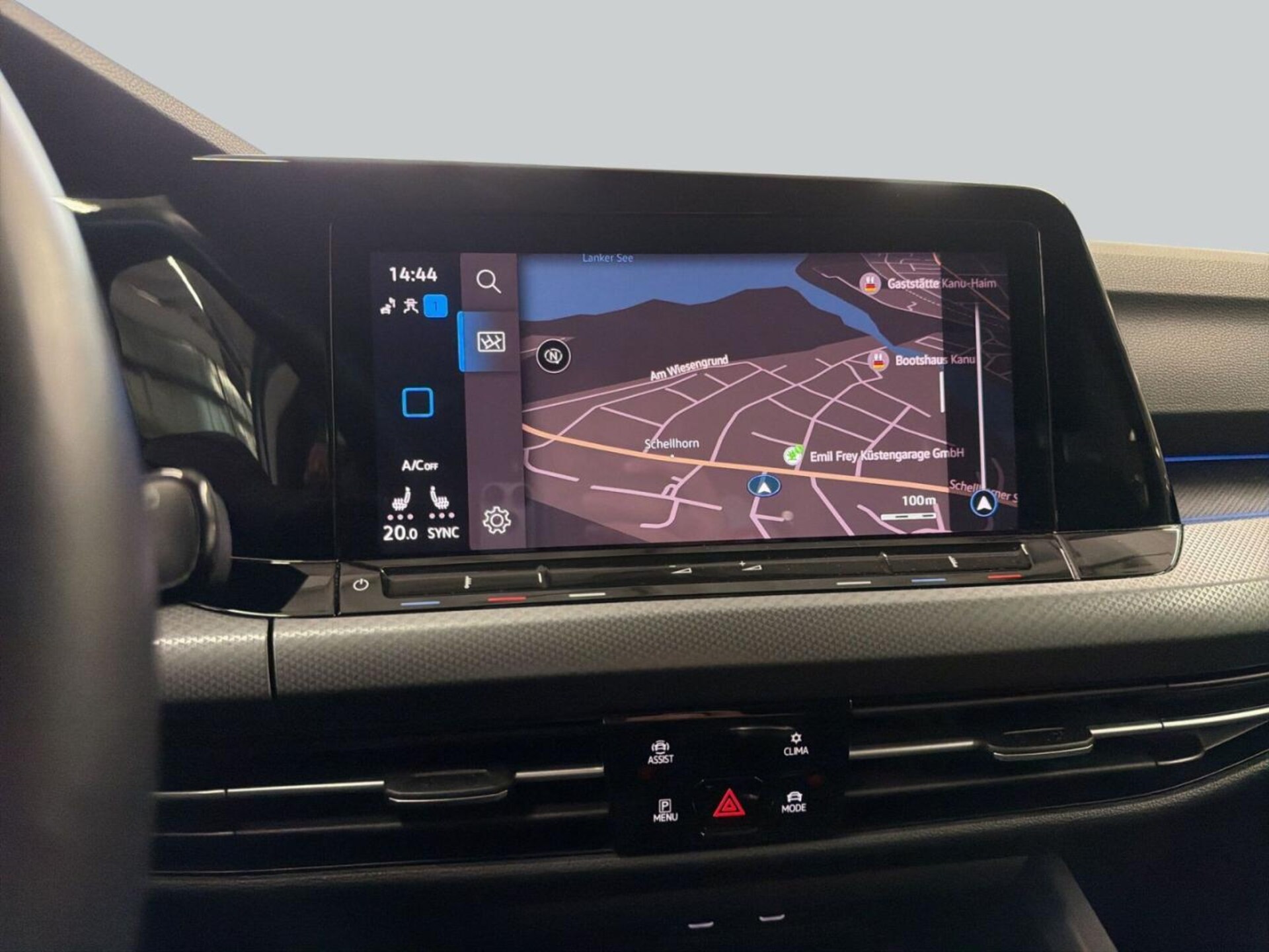 Volkswagen Golf Life
