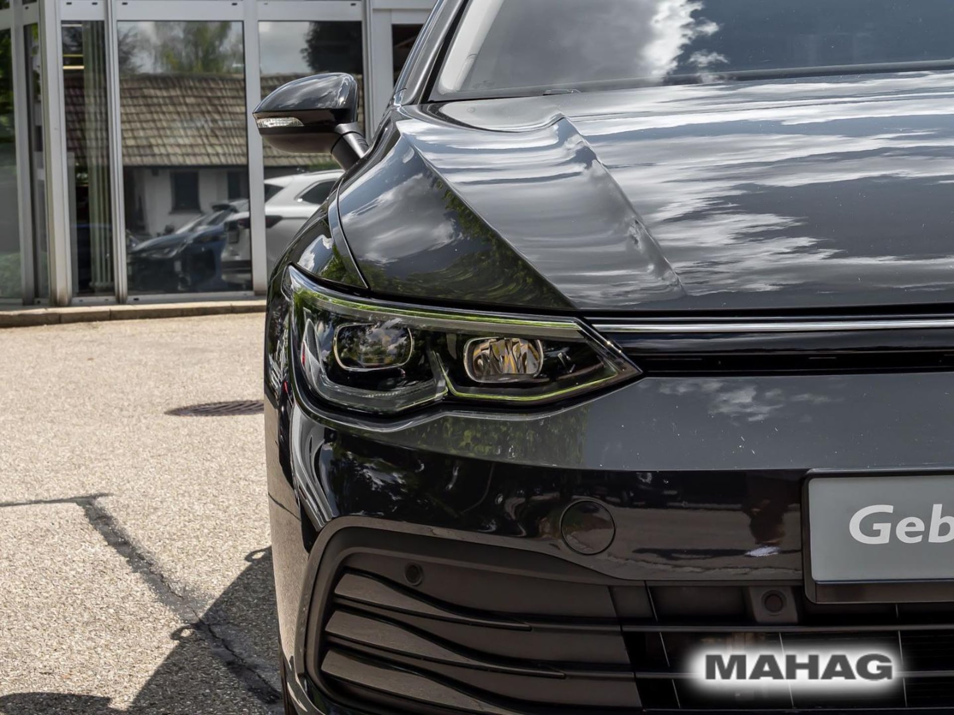 Volkswagen Golf Variant Life