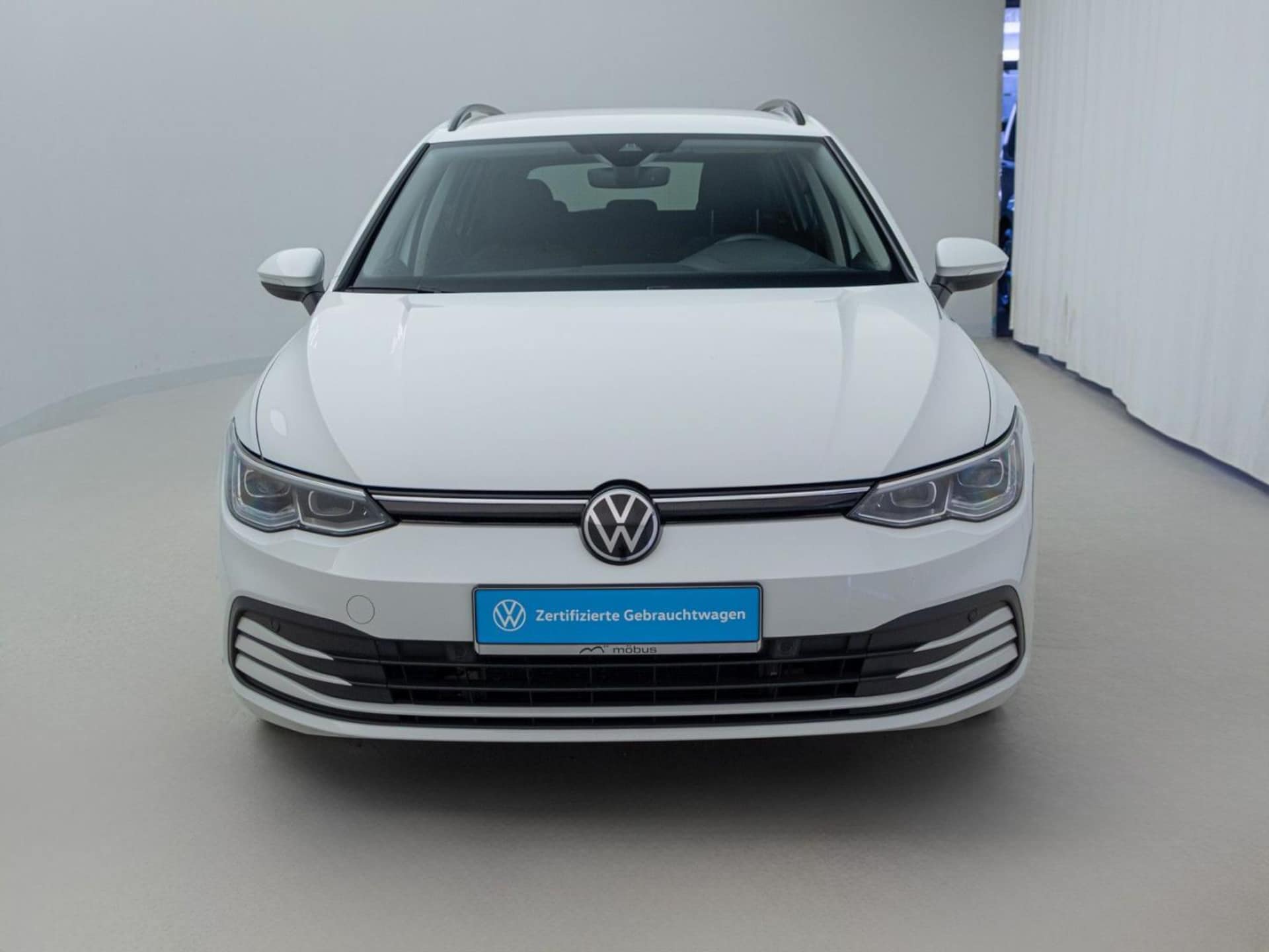 Volkswagen Golf Variant Life