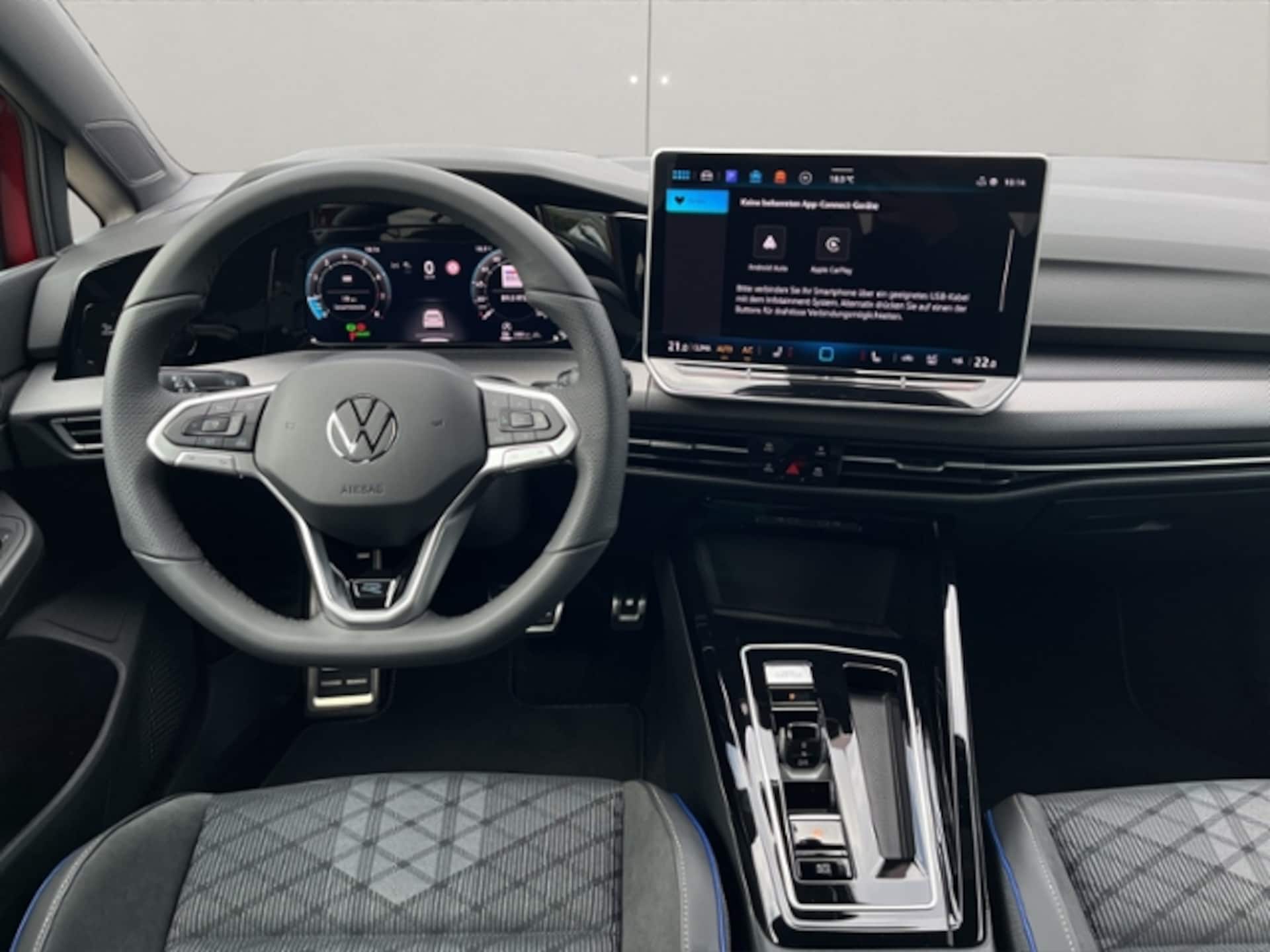 Volkswagen Golf R-Line