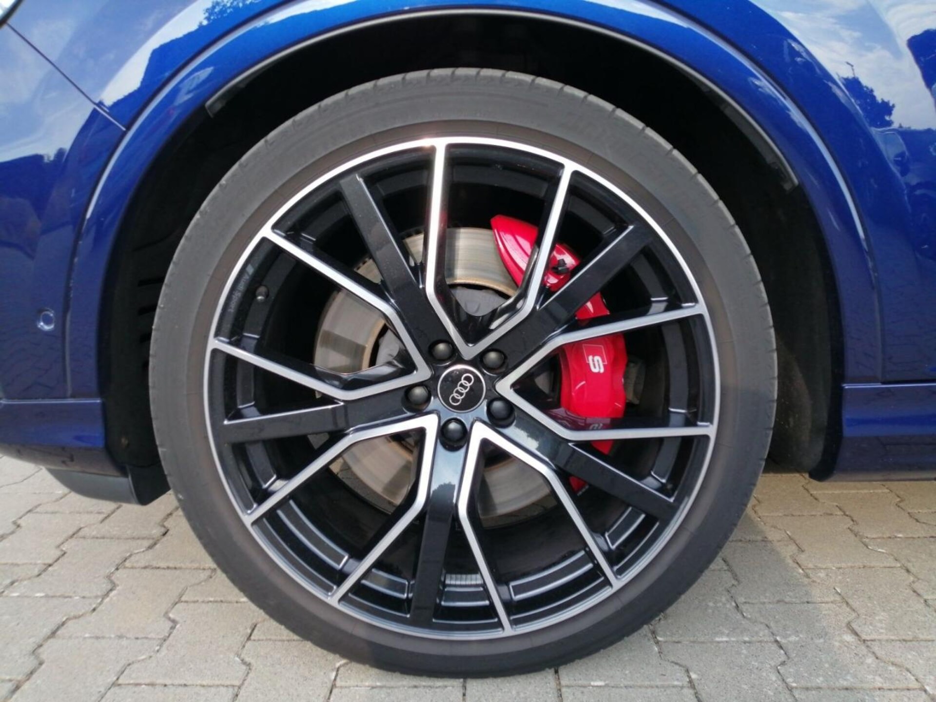 Audi SQ7 SUV
