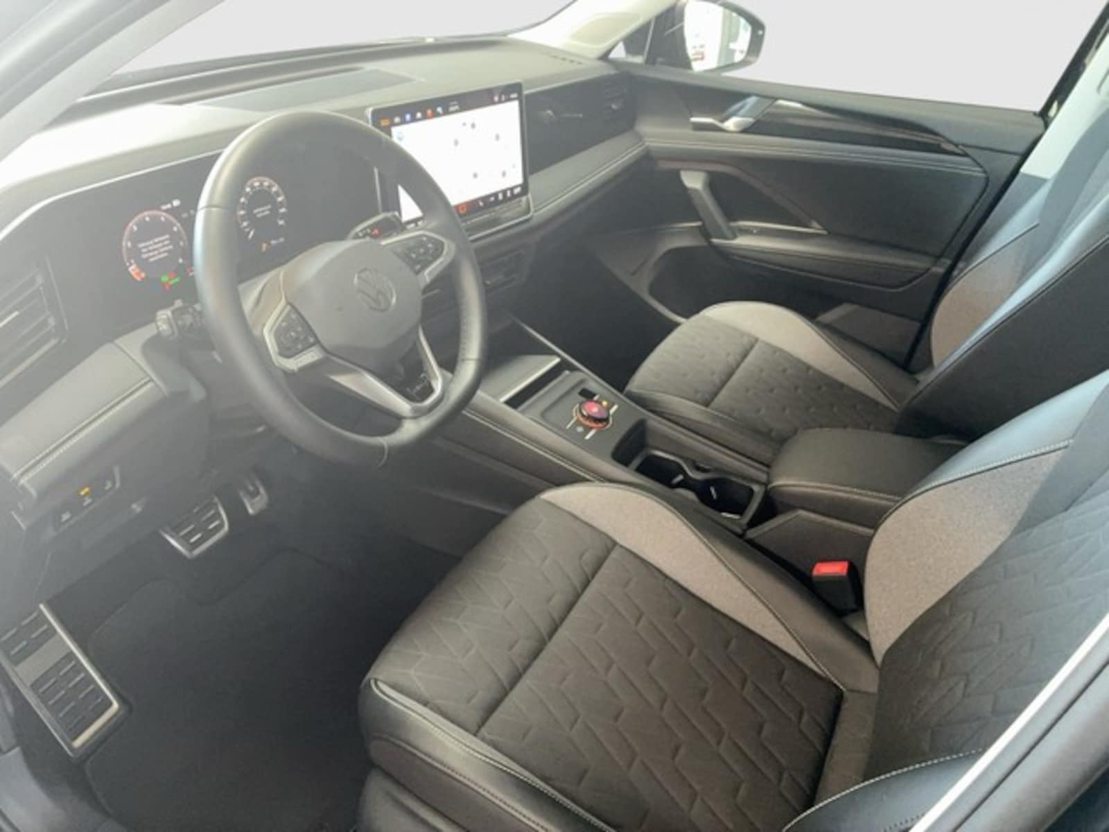 Volkswagen Tiguan – Bild 8