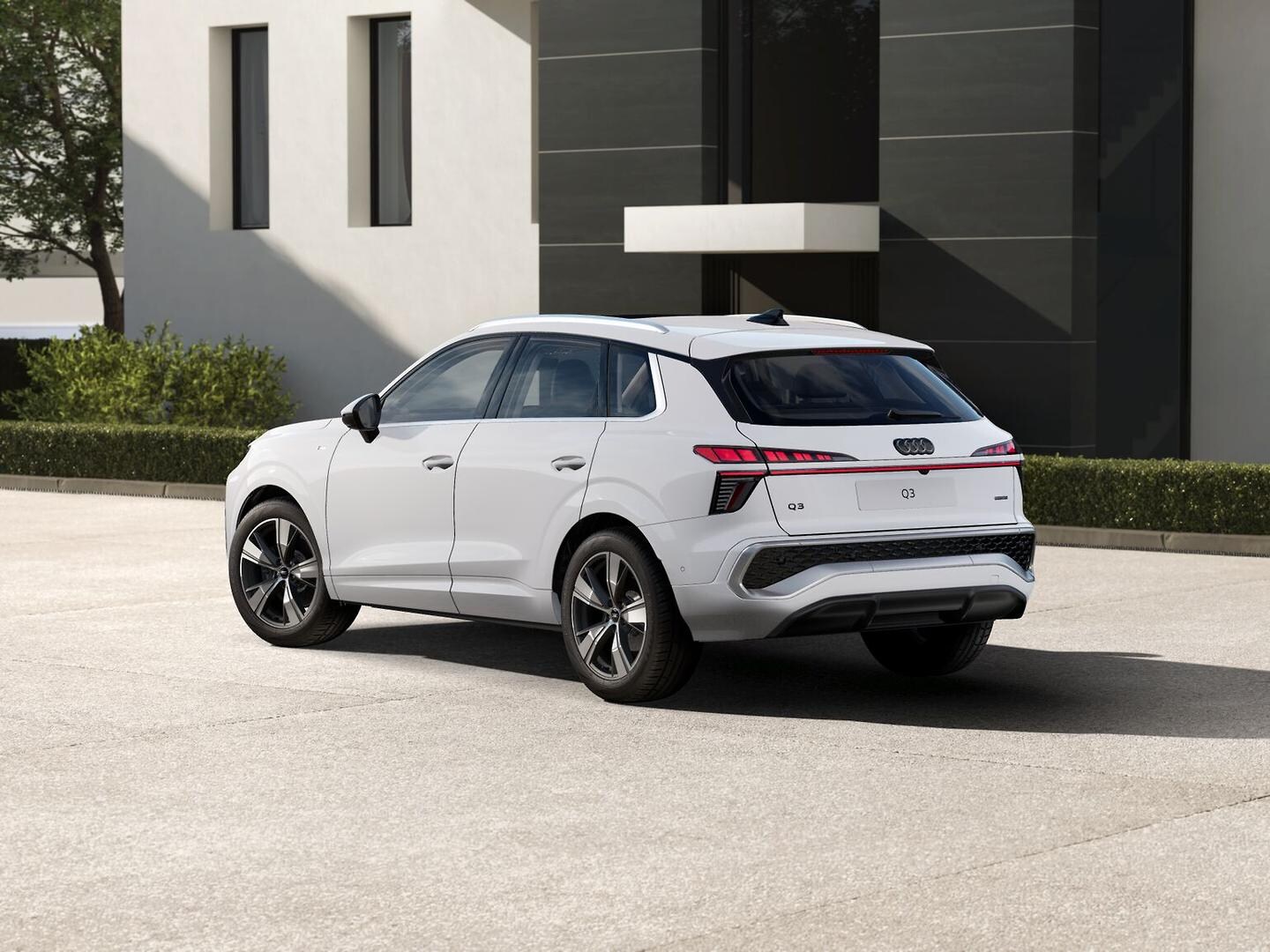 Image about Audi Q3 SUV TFSI quattro 150 kW