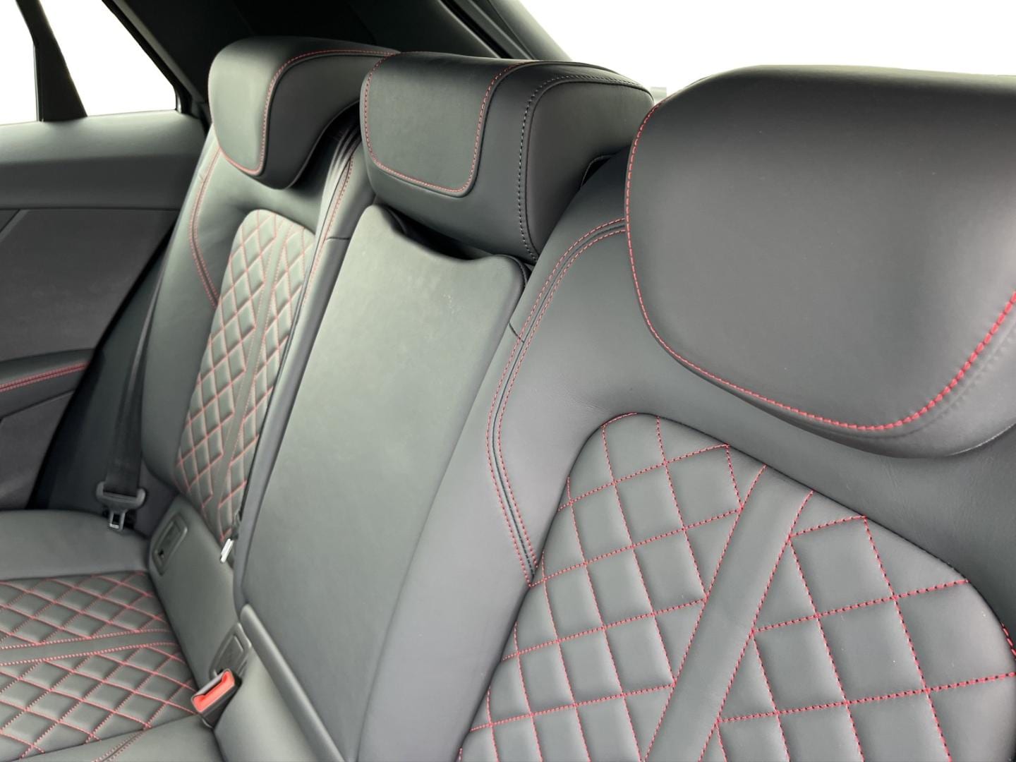 Bild über Audi Q2 S line 35 TDI S tronic - für weitere Informationen kontaktieren Sie den Audi Partner