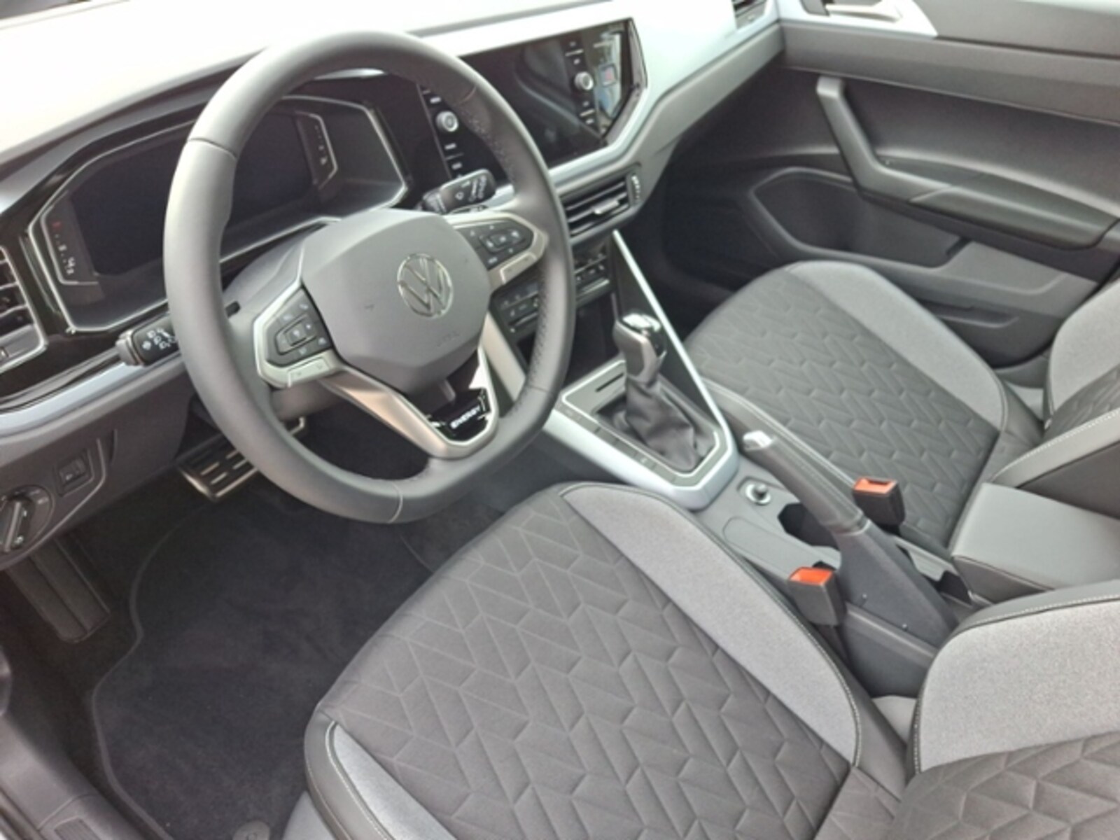 Volkswagen Polo – Bild 10