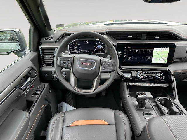 2025 GMC Sierra