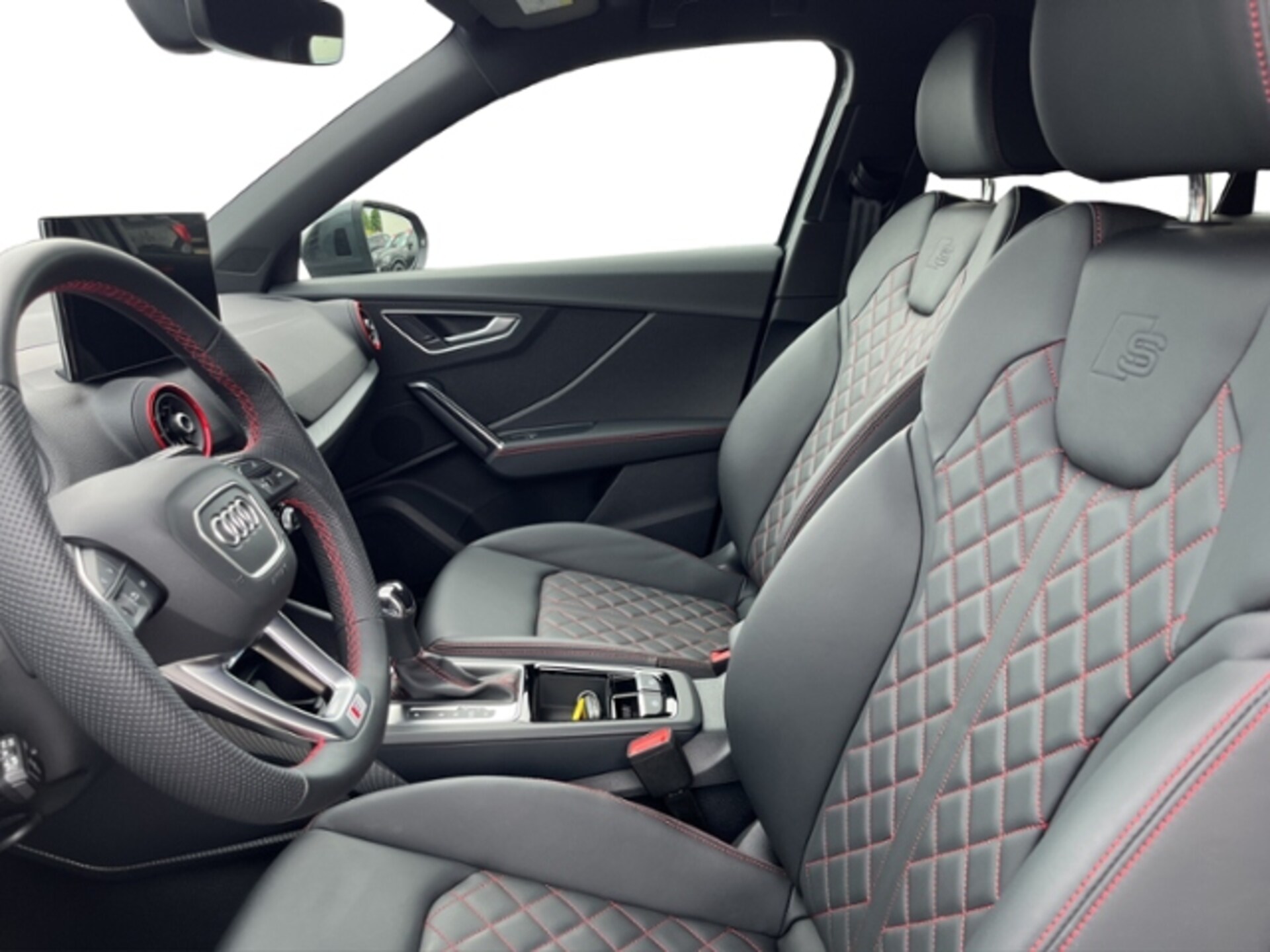 Audi Q2 S line