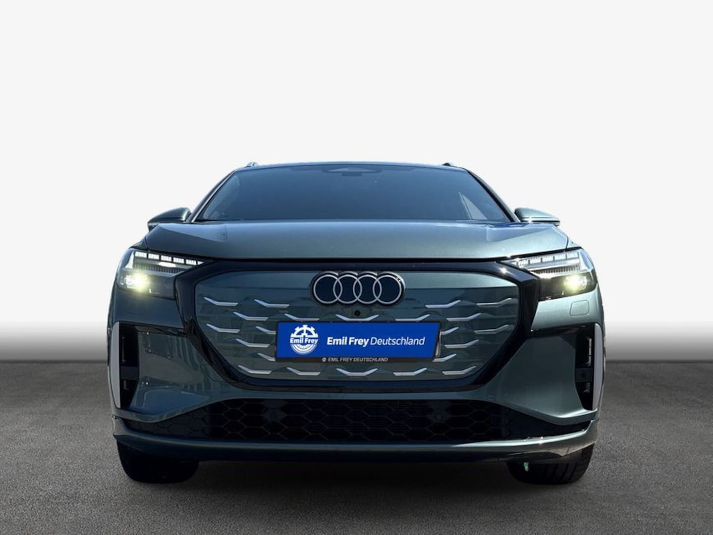 Bild über Audi Q4 SUV e-tron e-tron performance 210 kW - für weitere Informationen kontaktieren Sie den Audi Partner